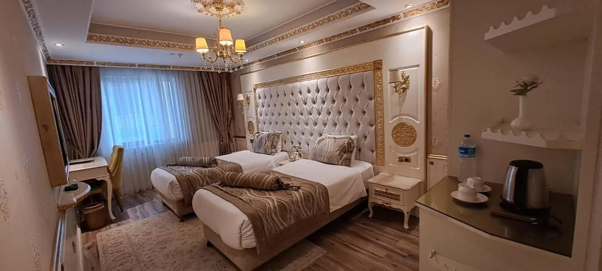 Bed in Emirhan Palace Hotel Bed in Emirhan Palace Hotel