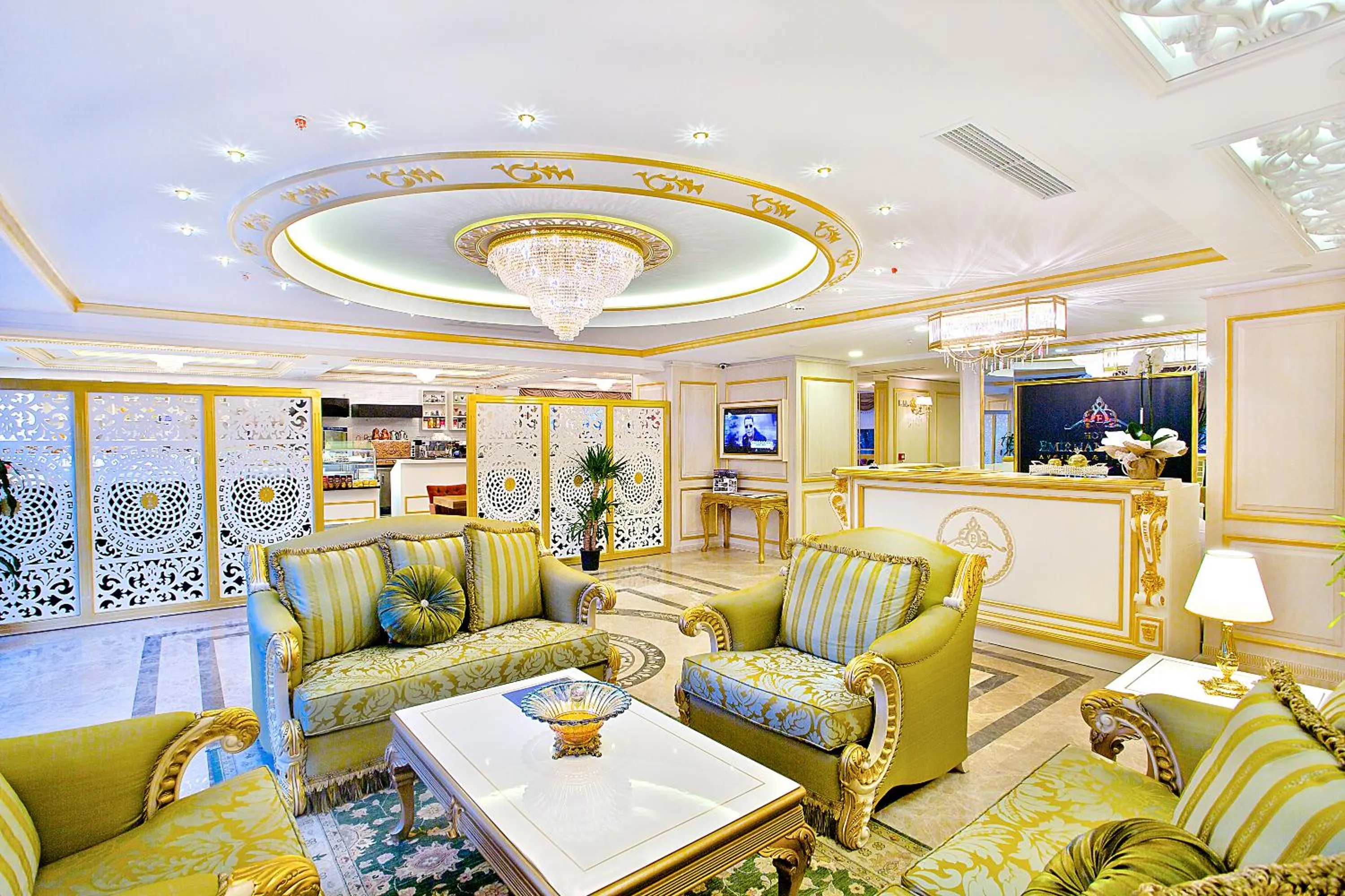 Lobby or reception in Emirhan Palace Hotel