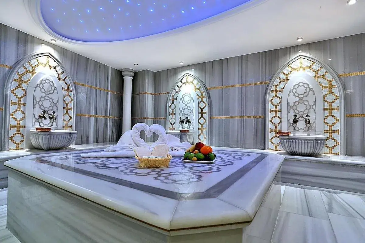 Spa and wellness centre/facilities in Emirhan Palace Hotel Spa and wellness centre/facilities in Emirhan Palace Hotel