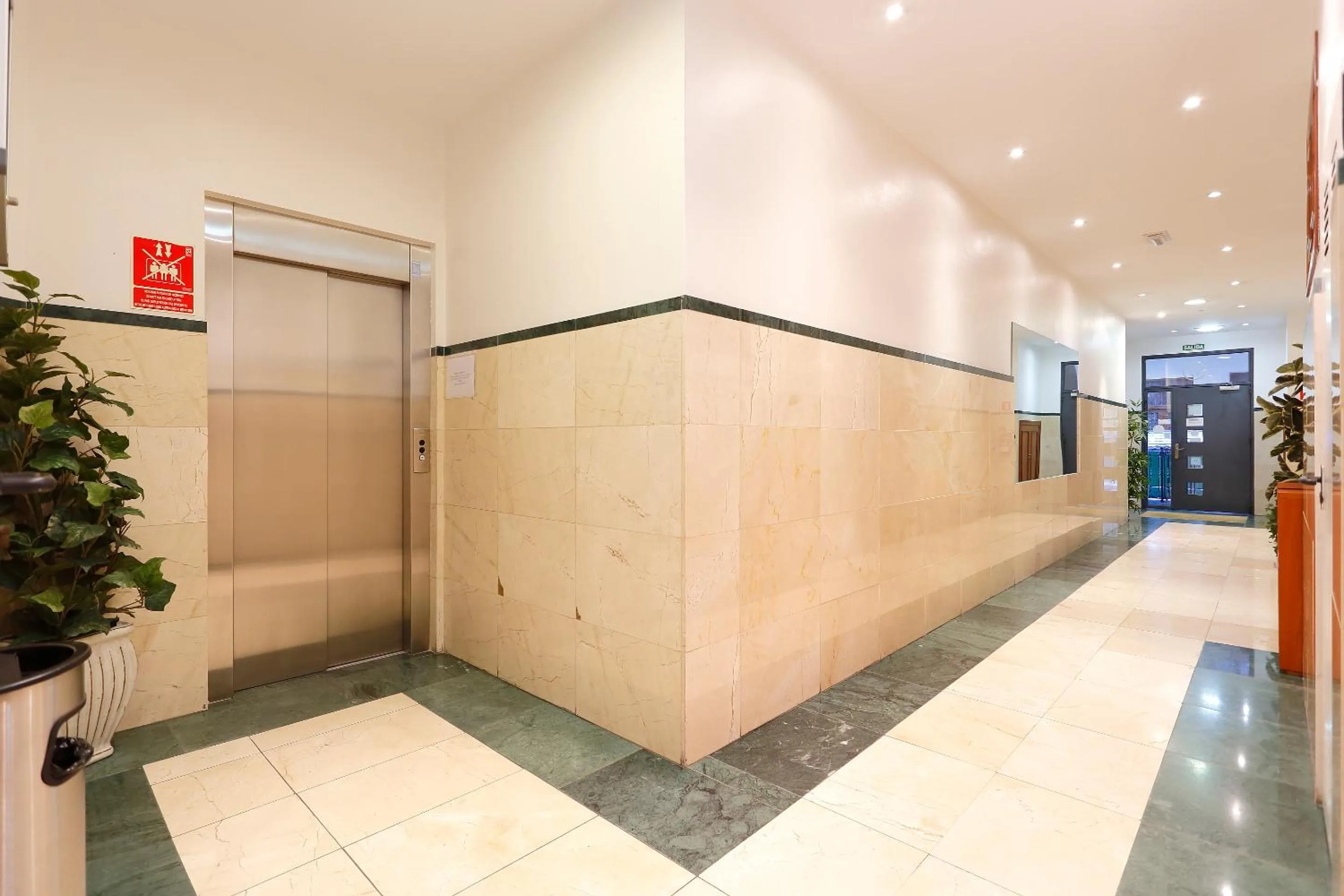 Lobby or reception in Apartamentos Urban Blue, Blue Hotels