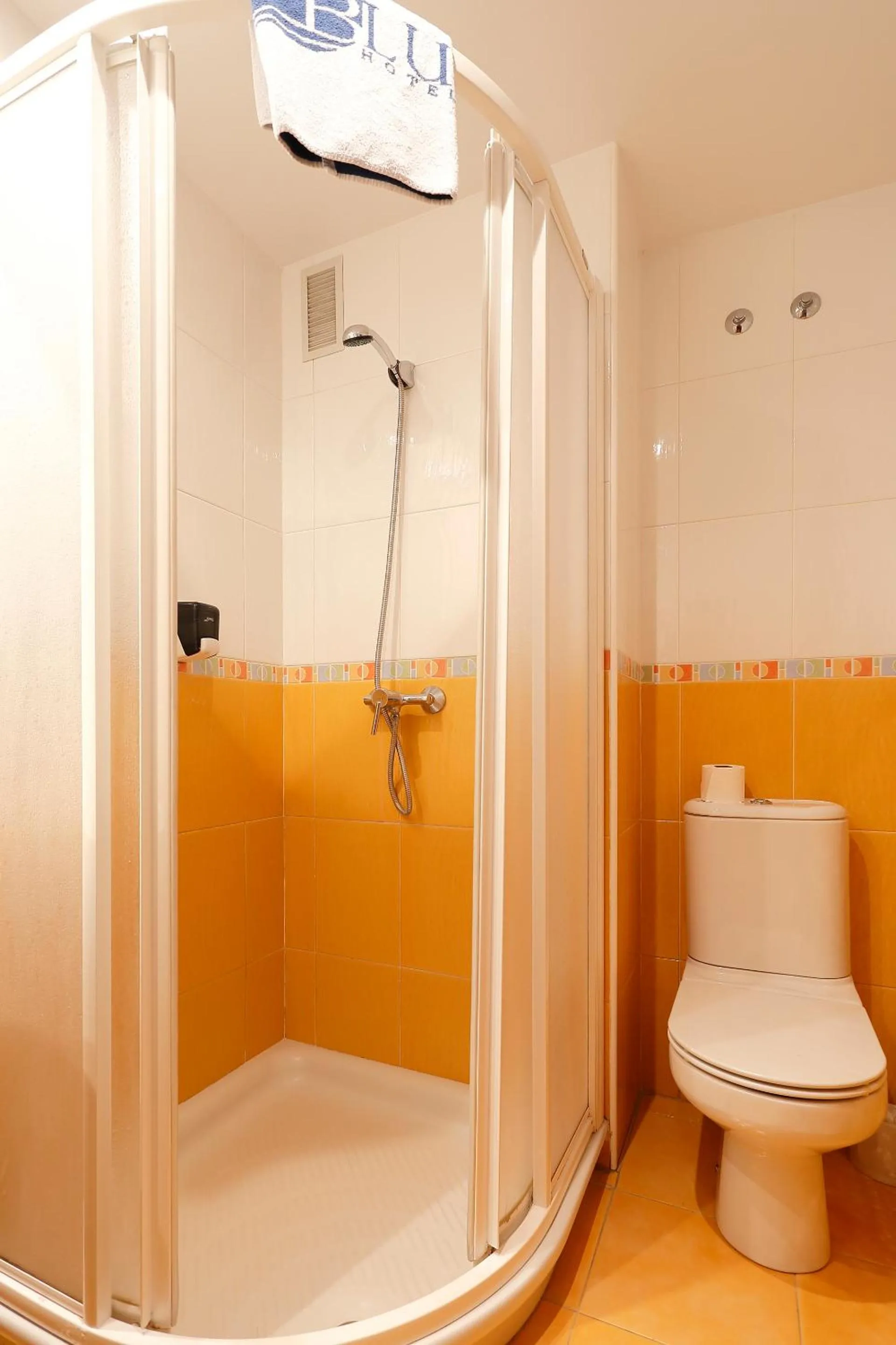 Bathroom in Apartamentos Urban Blue, Blue Hotels