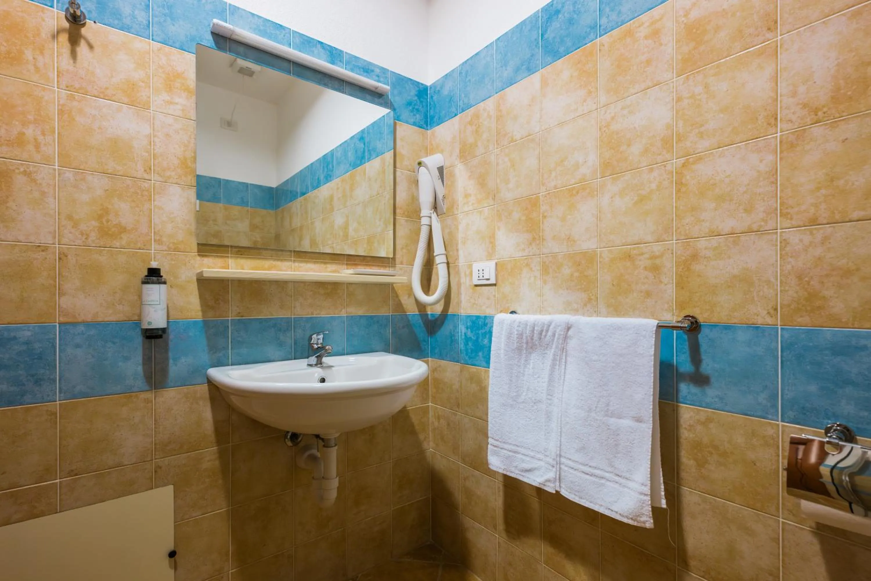 Bathroom in La Smeraldina Resort