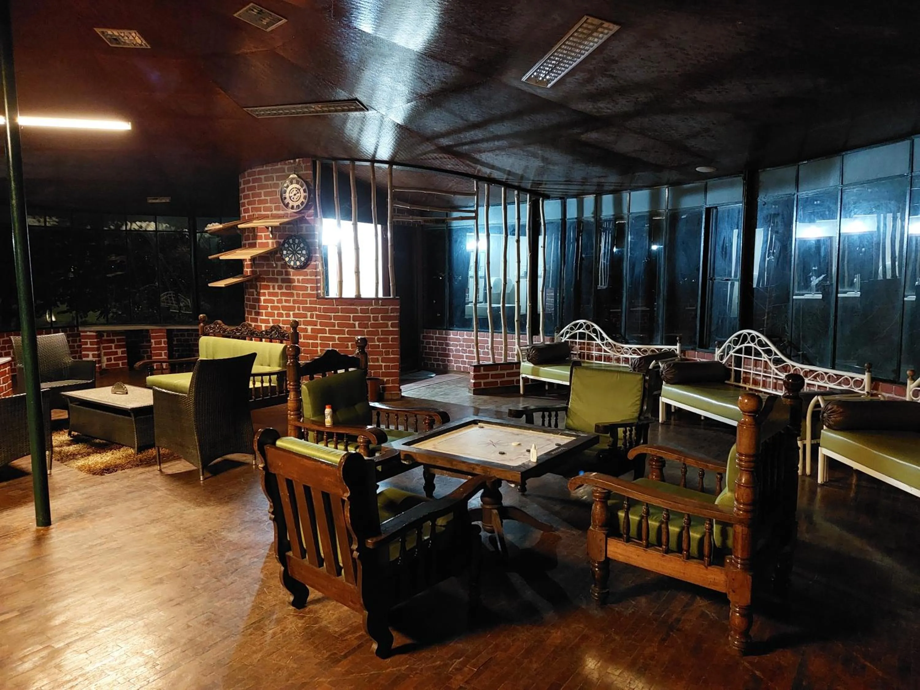 Game Room in THE TIGER PAW RESORT