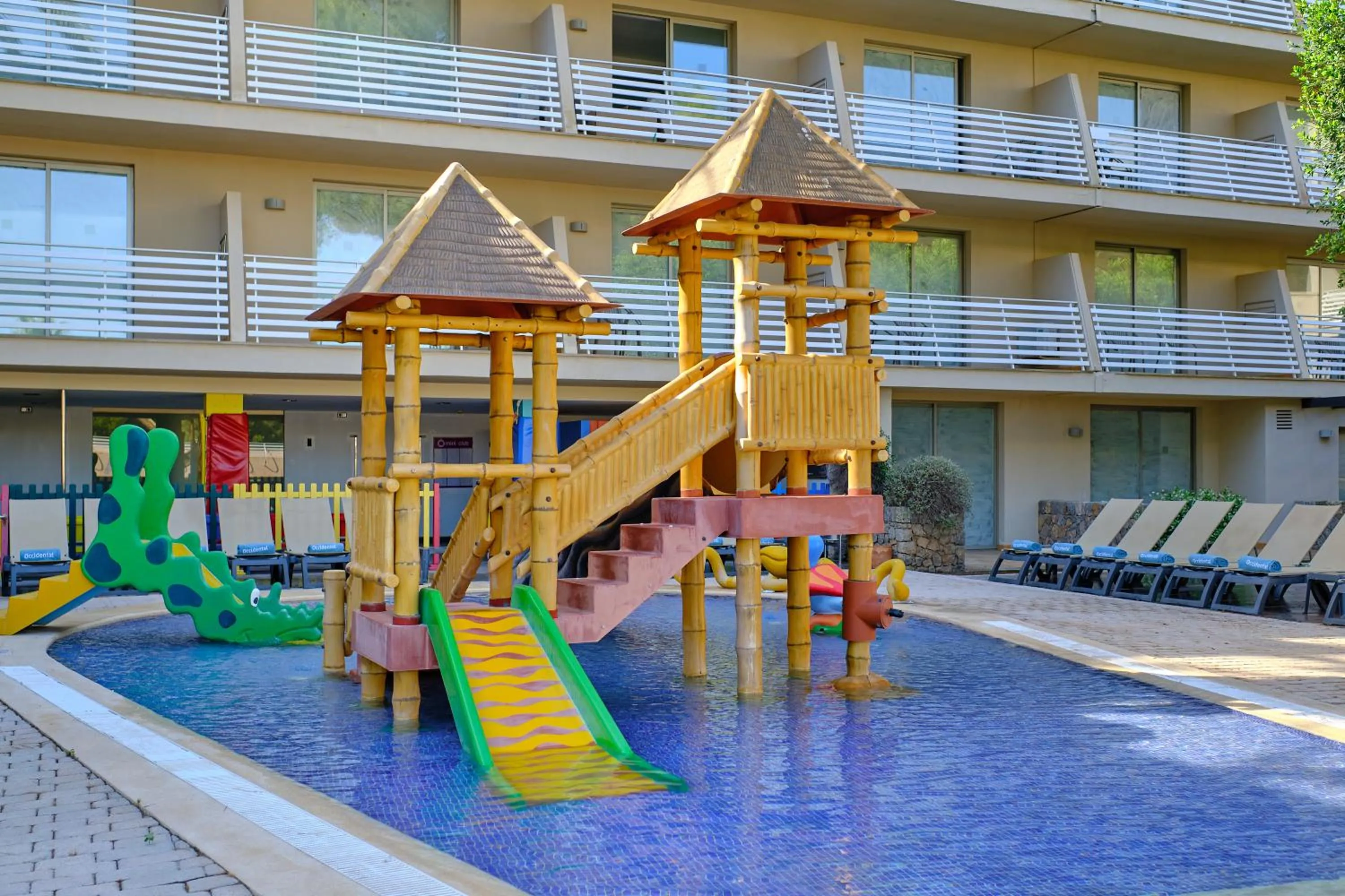 Swimming pool in Occidental Cala Viñas