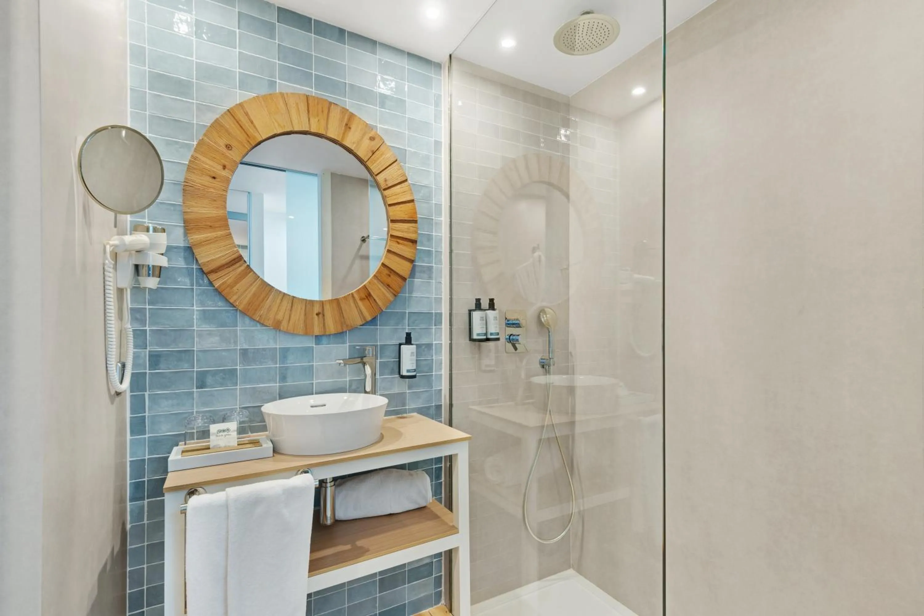 Public Bath in Occidental Cala Viñas