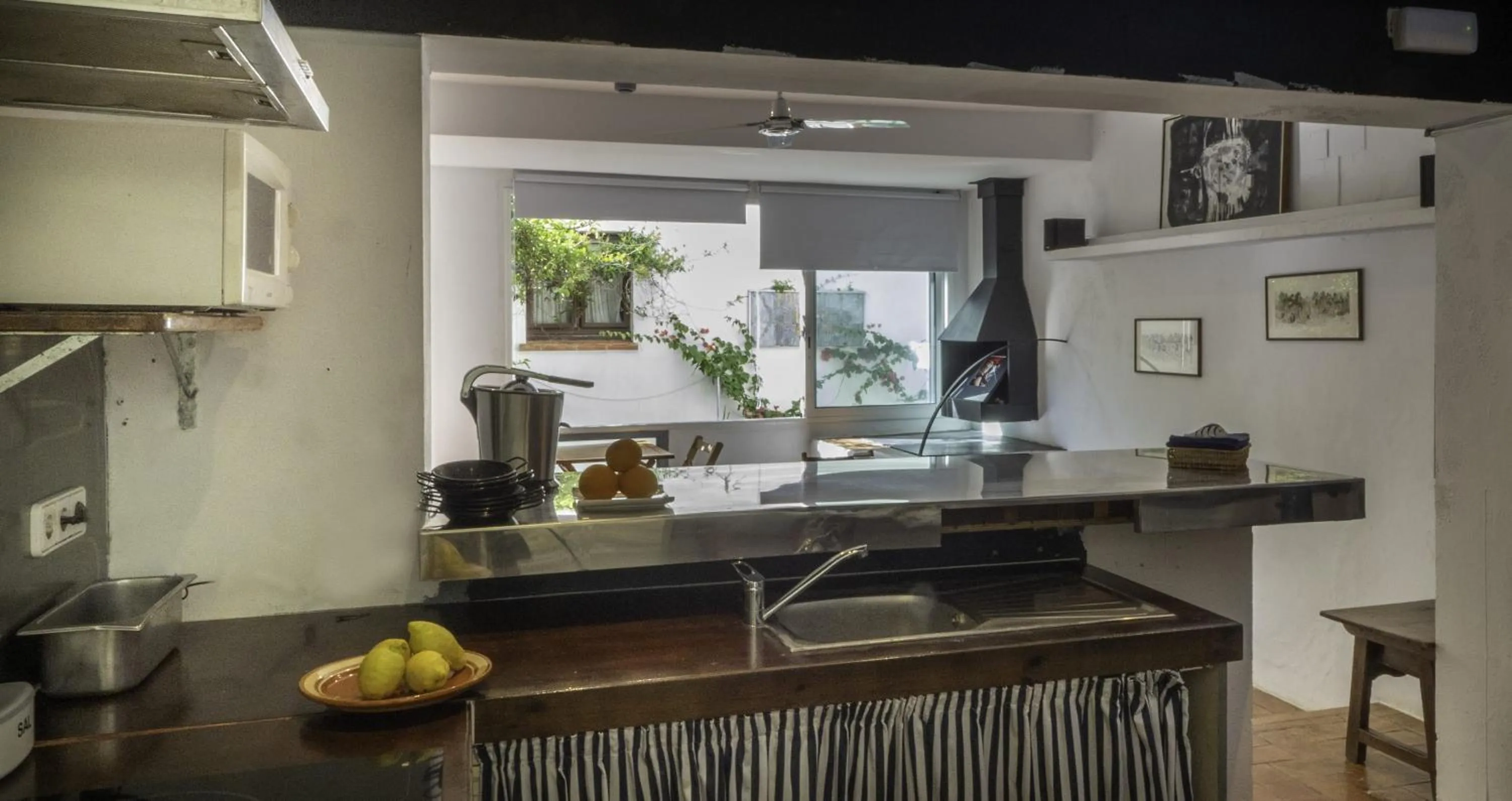 Flateli Sa Tuna Apartment