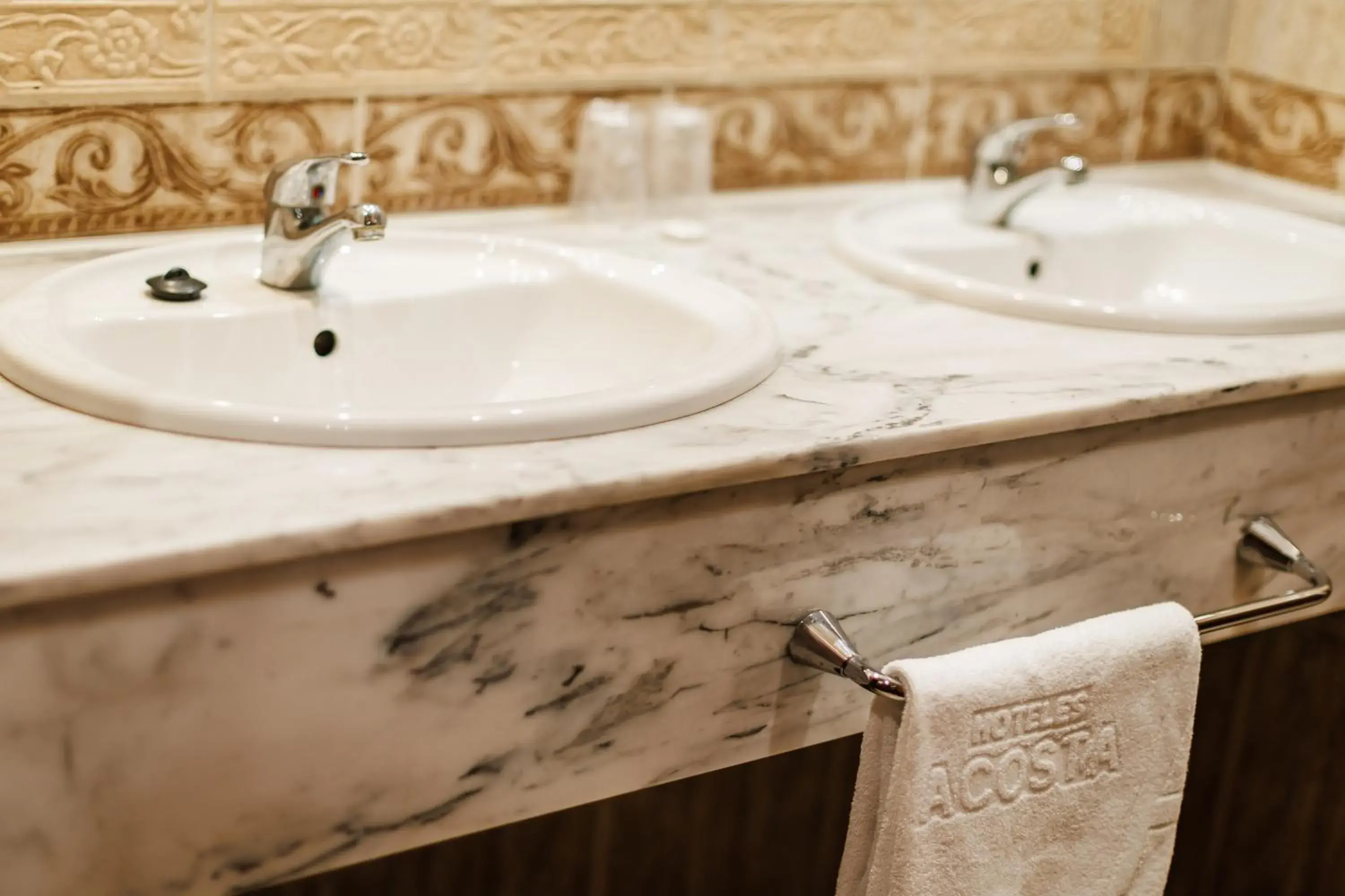 Bathroom in Hotel Acosta Vetonia Bathroom in Hotel Acosta Vetonia