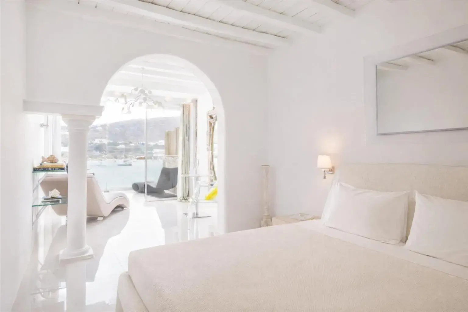 Bed in Kivotos Mykonos - Preferred Hotels & Resorts Bed in Kivotos Mykonos - Preferred Hotels & Resorts