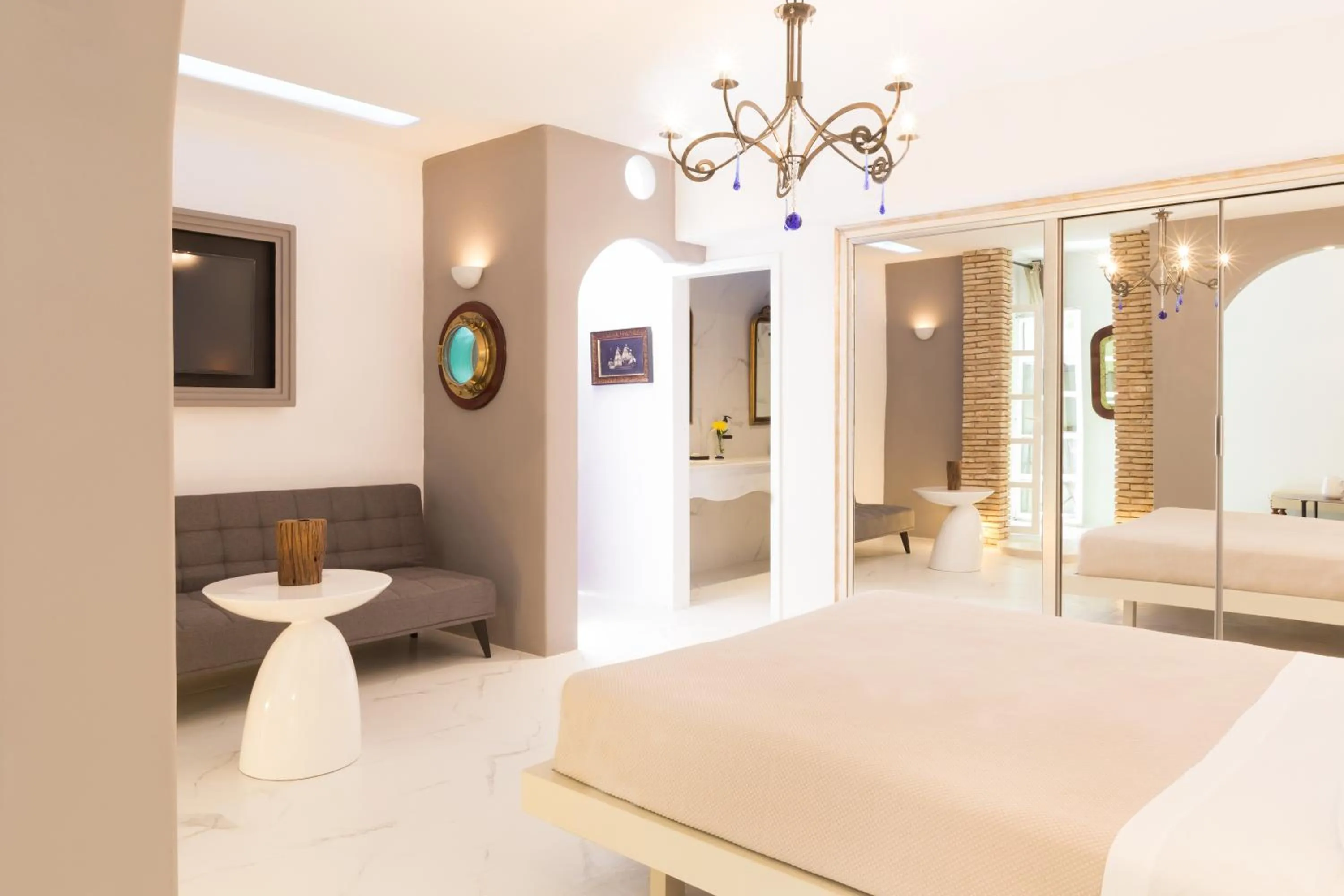 Bedroom, Bed in Kivotos Mykonos - Preferred Hotels & Resorts