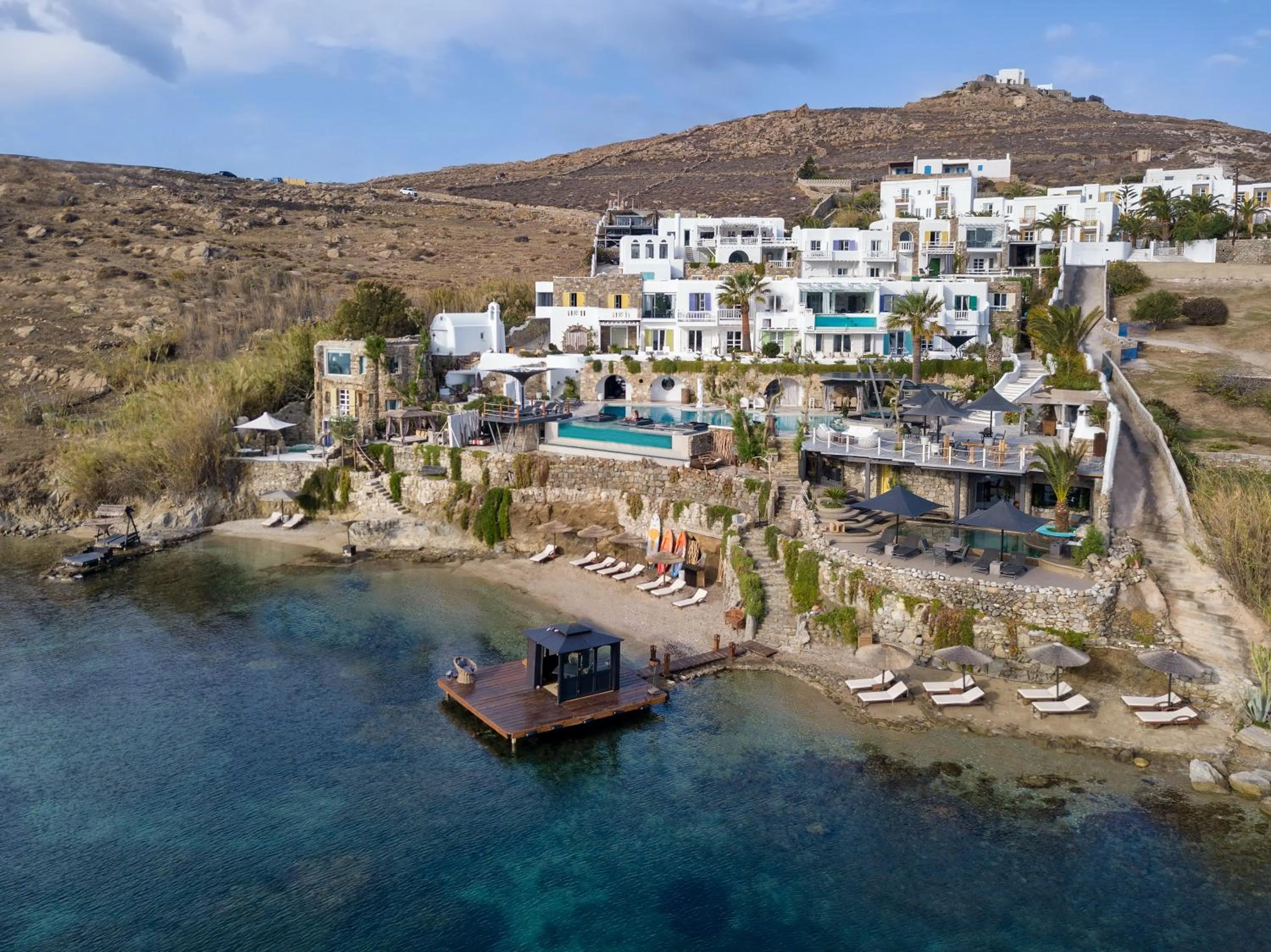Property building in Kivotos Mykonos - Preferred Hotels & Resorts