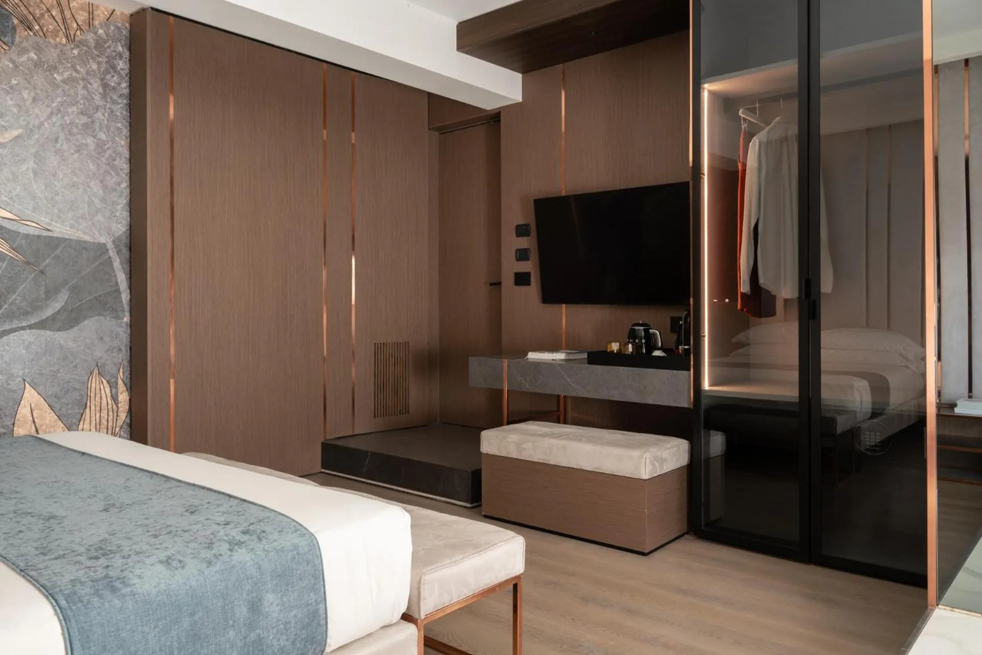 TV and multimedia, Bed in Agra Suites