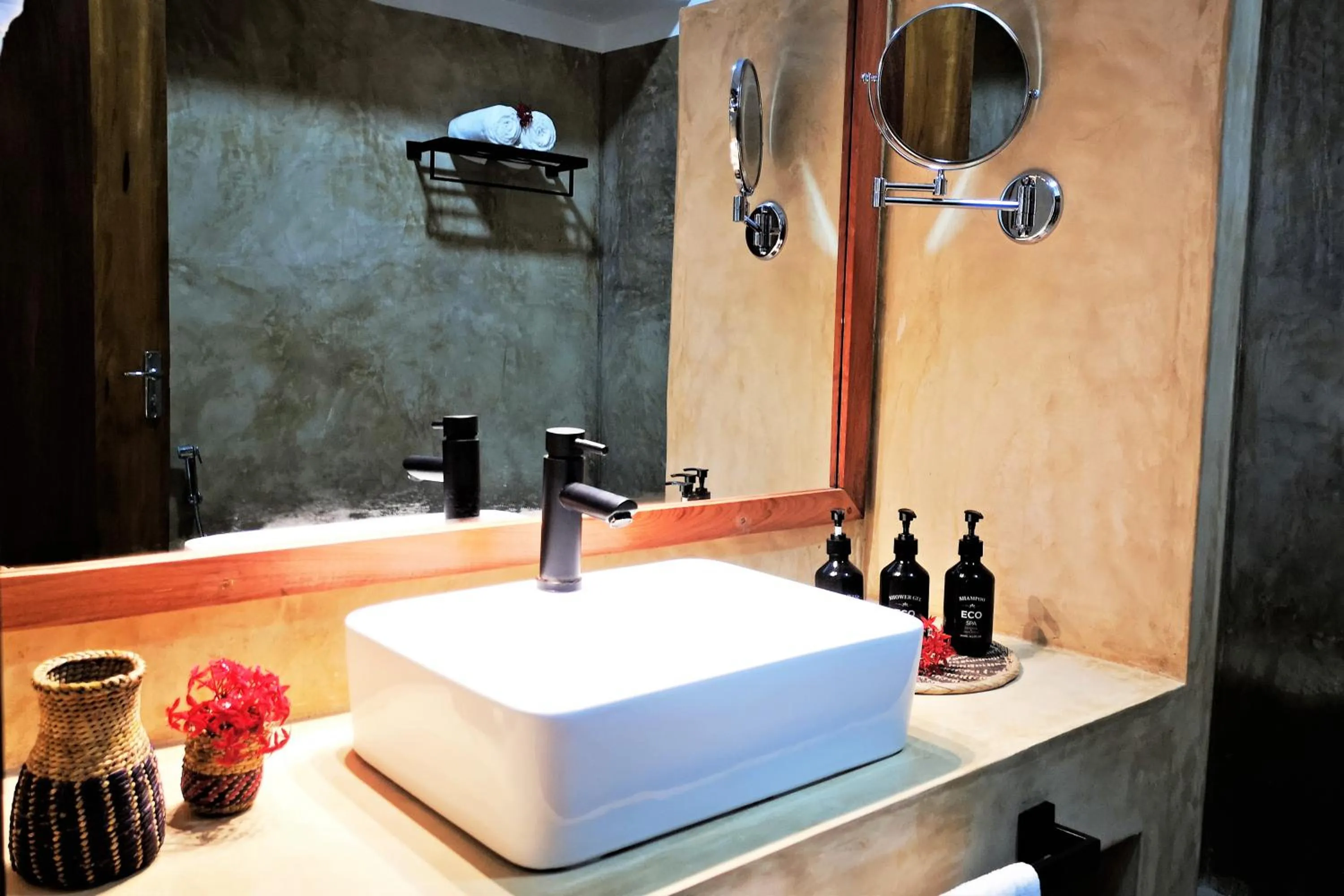 Bathroom in SBH Monica Zanzibar