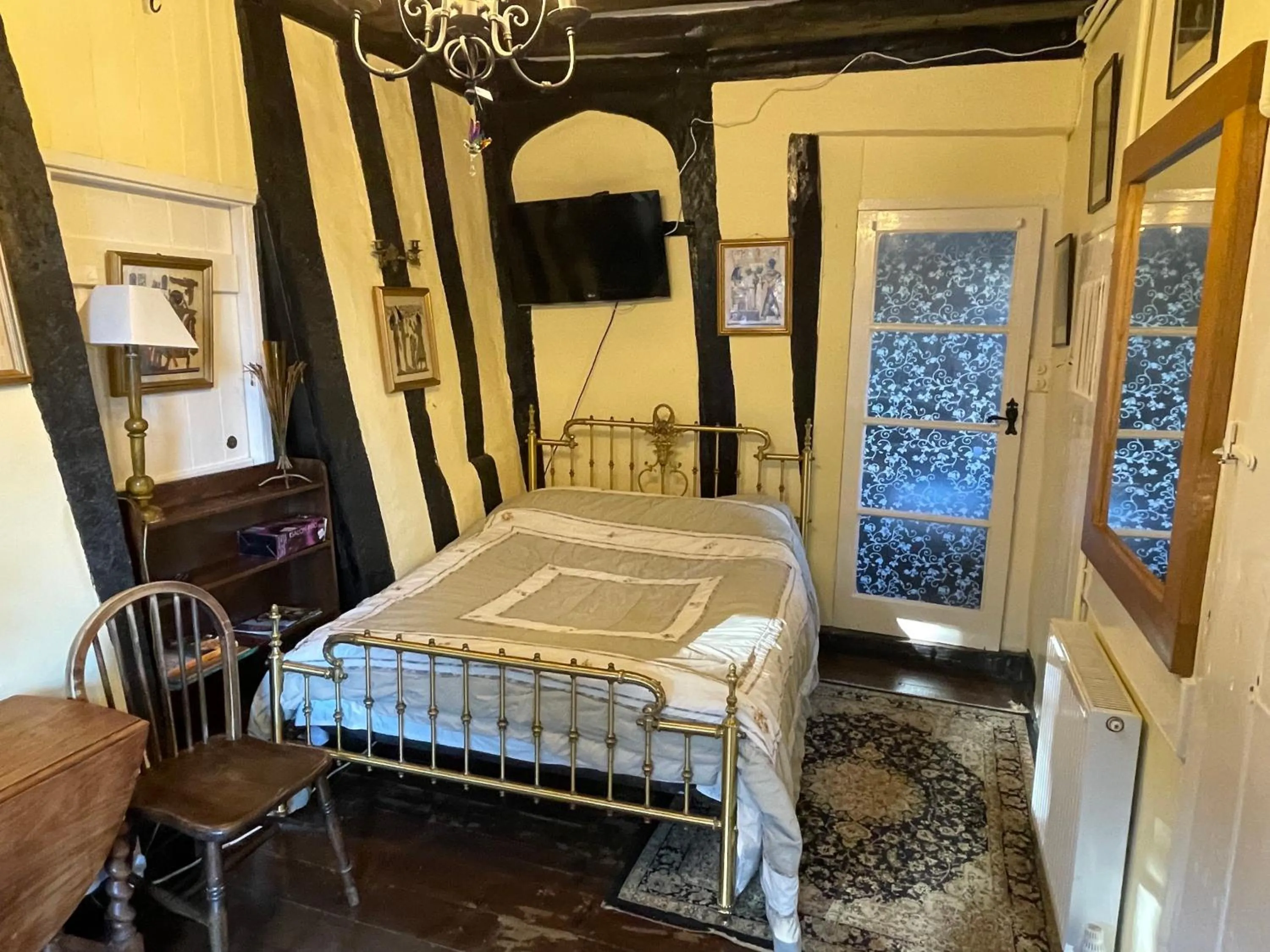 Bed in The Bridge Street Historic Guest House