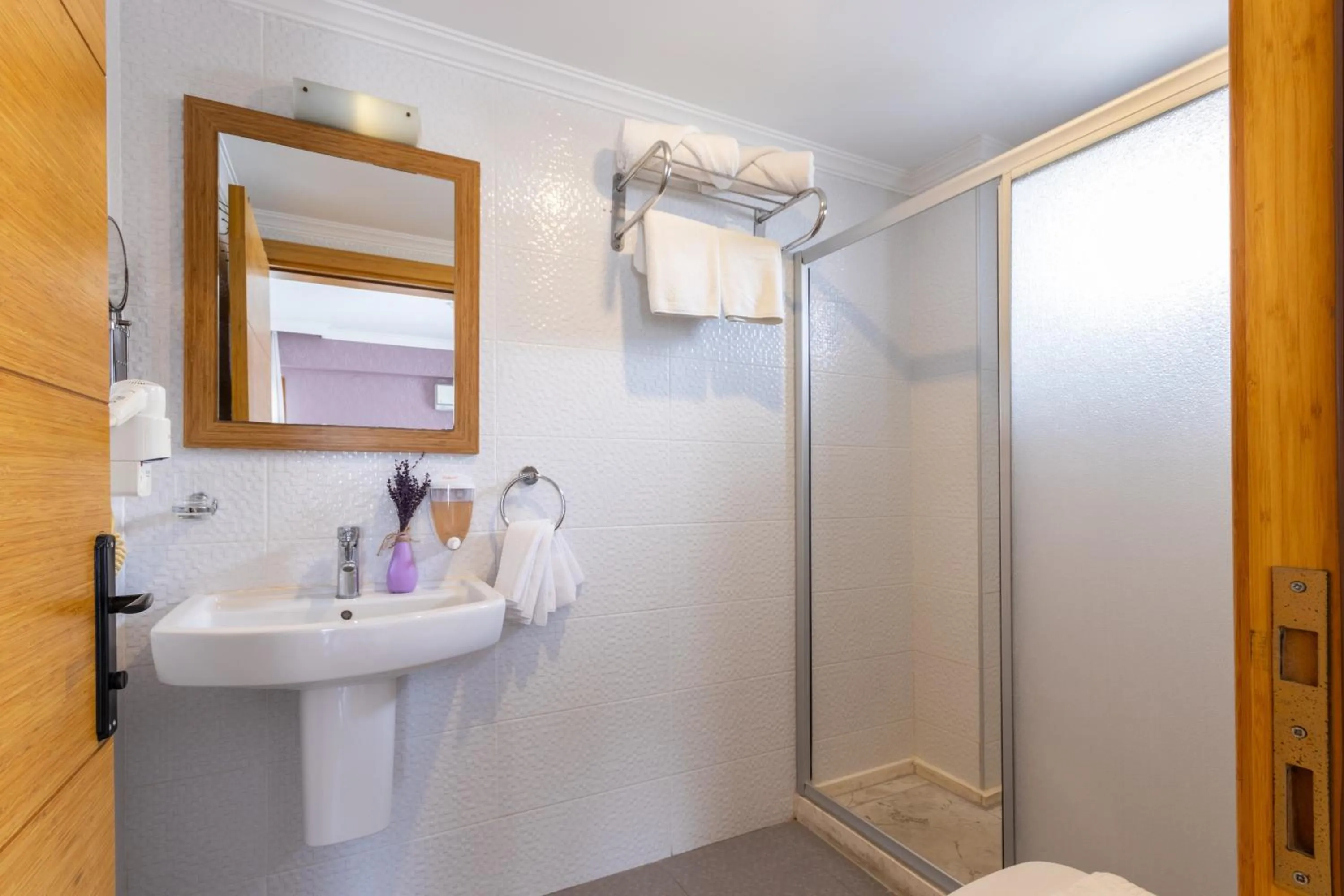 towels in Siriusmi Hotel