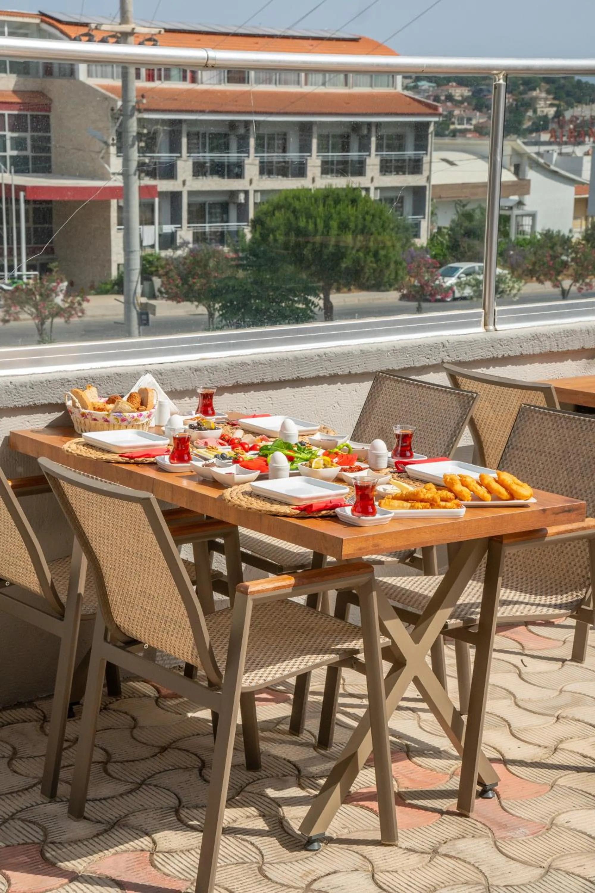 Breakfast in Siriusmi Hotel