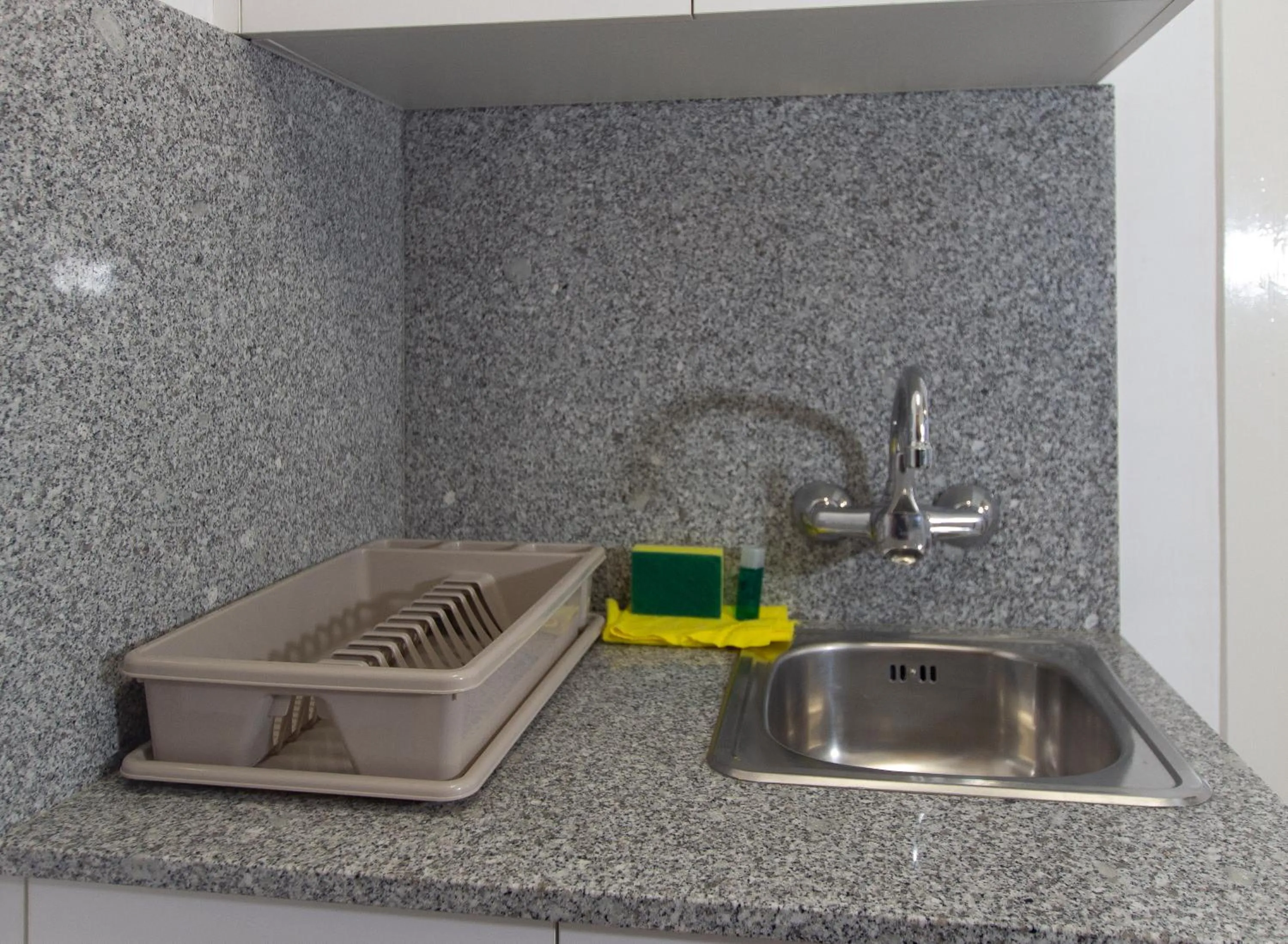 Kitchen or kitchenette in Apartamentos El Sol II