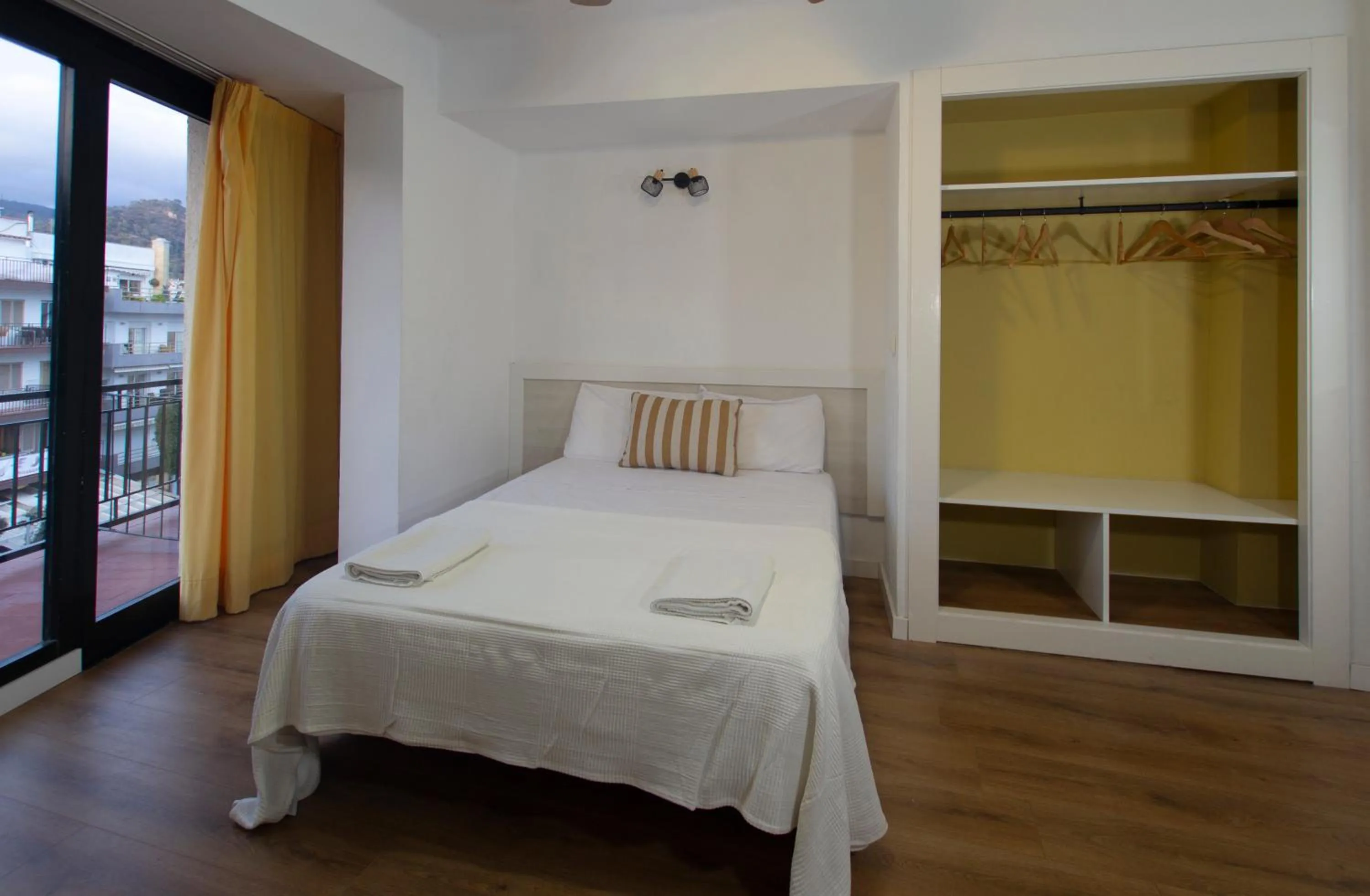 View (from property/room), Bed in Apartamentos El Sol II