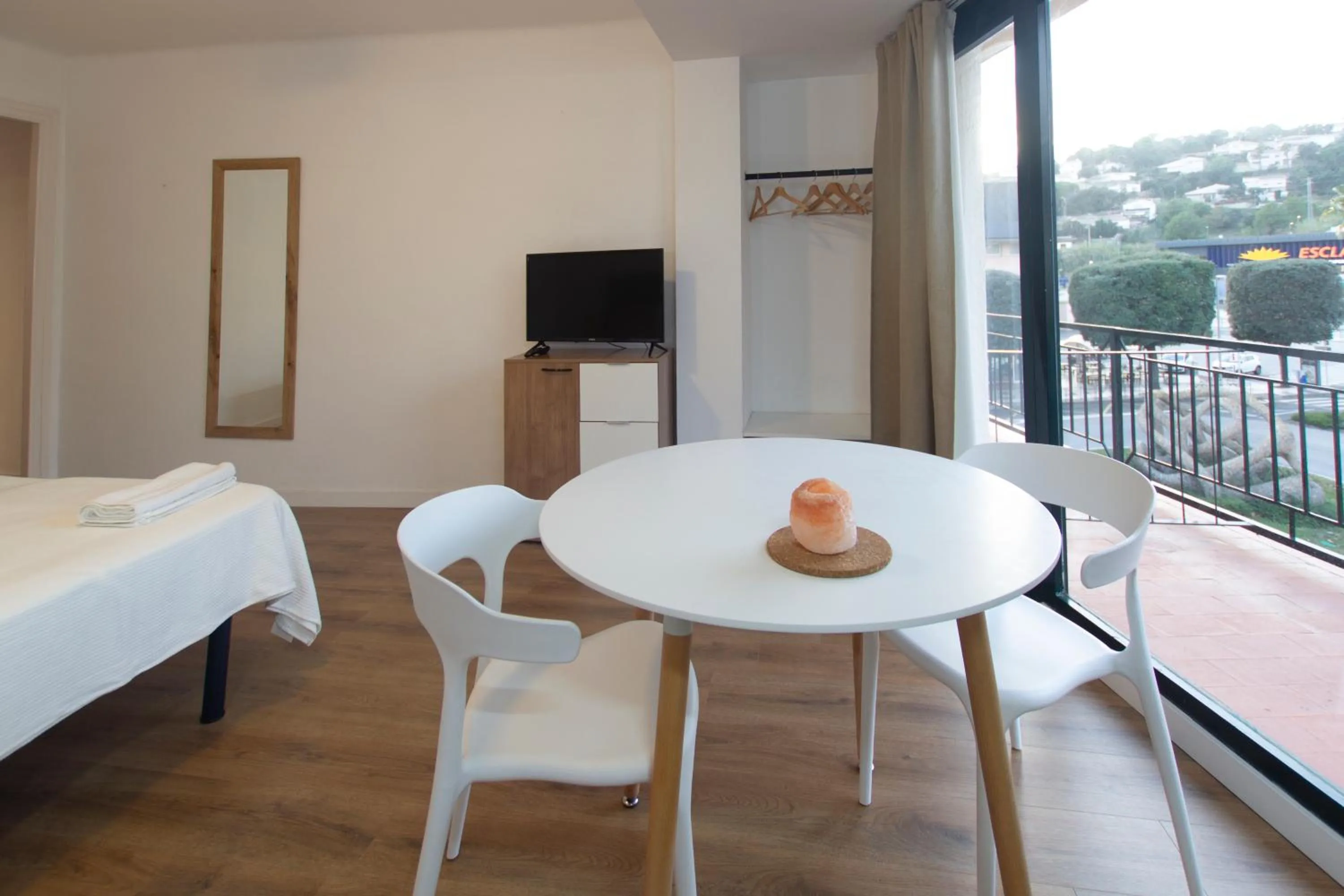 View (from property/room), Bed in Apartamentos El Sol II