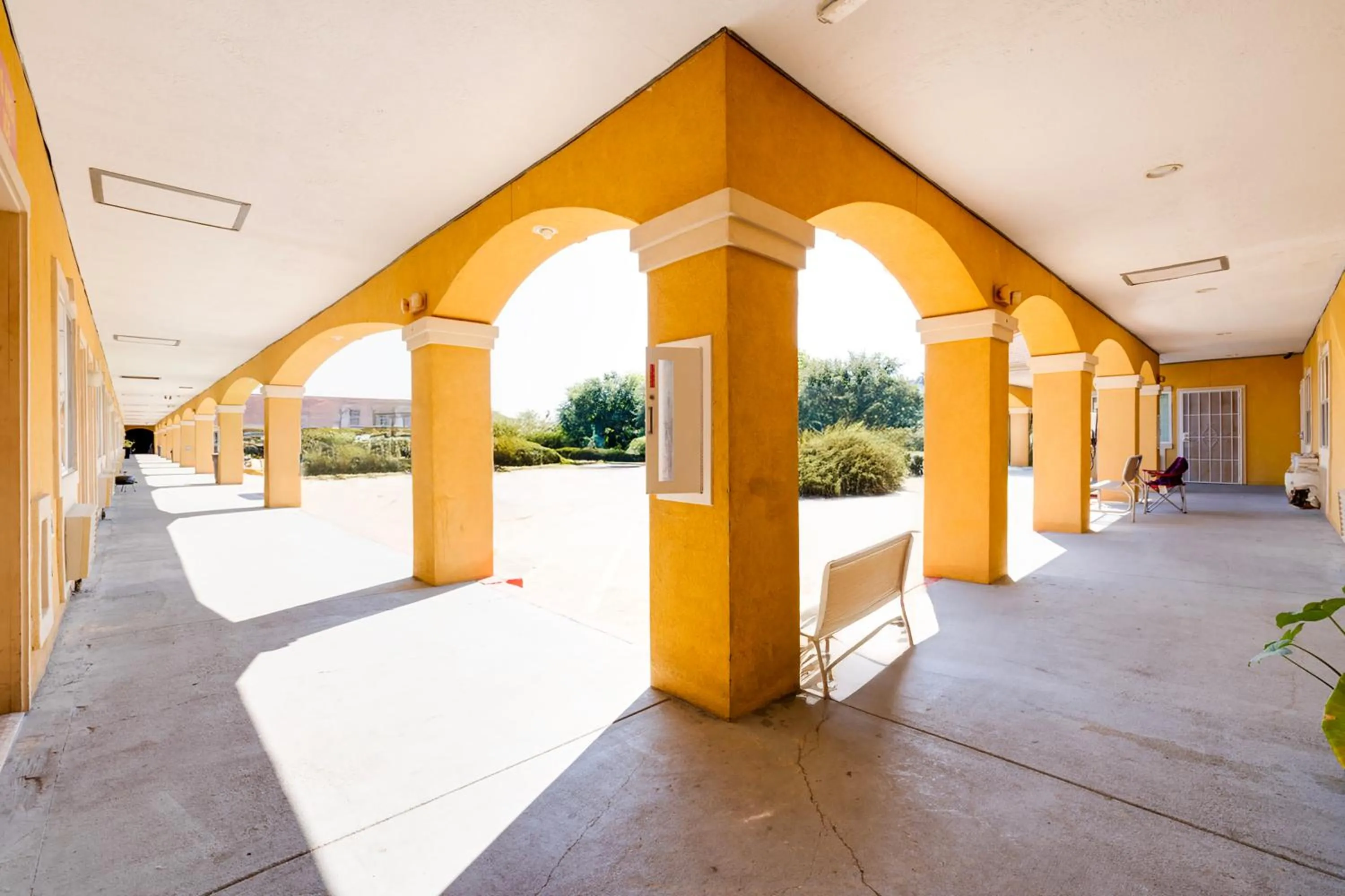 Lobby or reception in Capital O Deluxe Inn Channelview Houston I-10