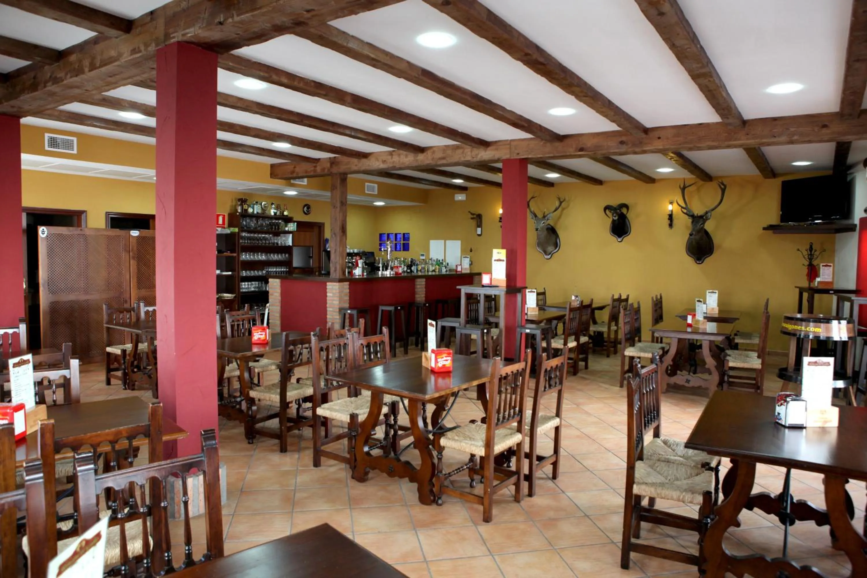 Restaurant/places to eat in Hotel Rocio