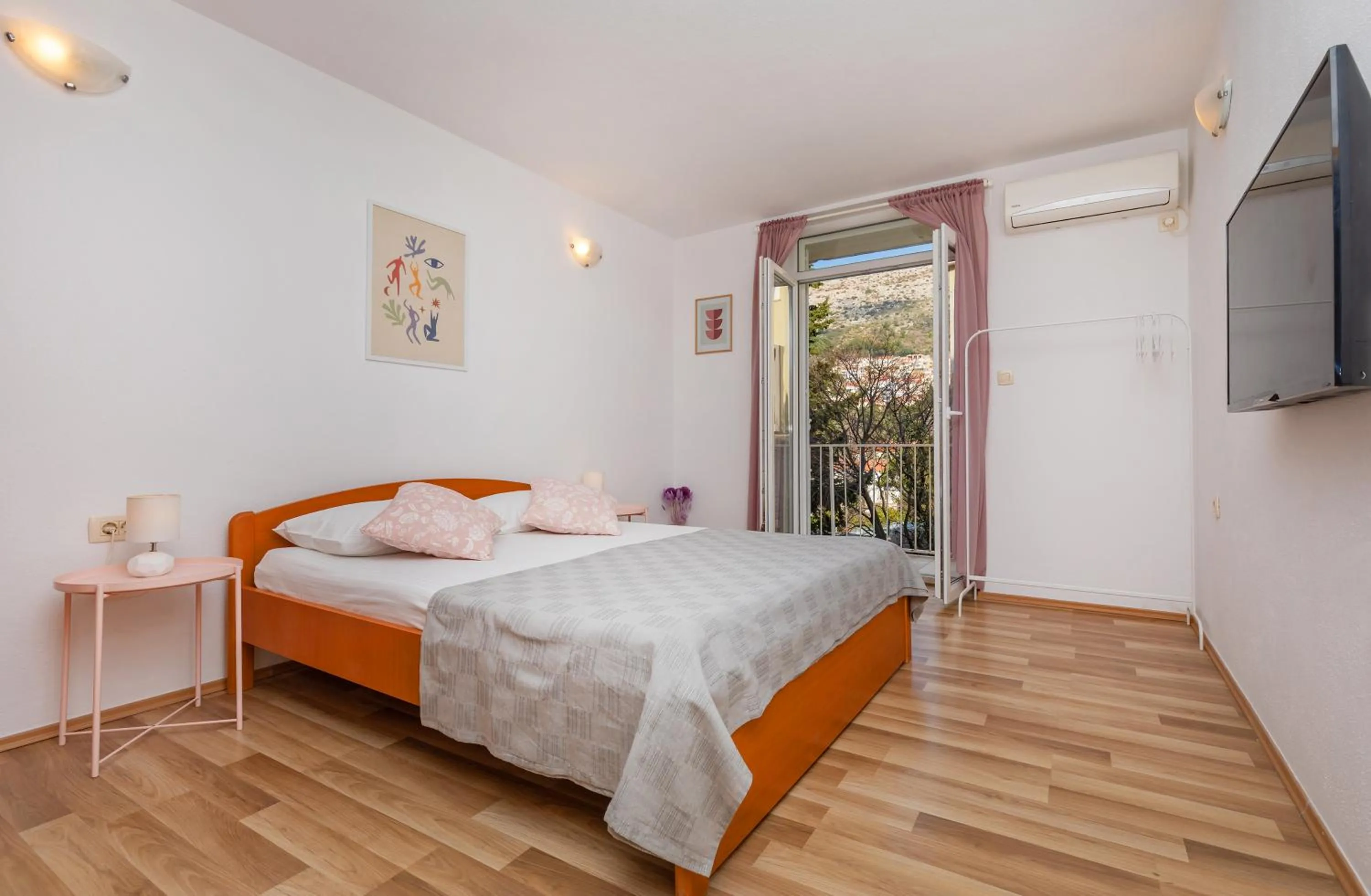Bedroom, Bed in BIS Apartments 1 & 2