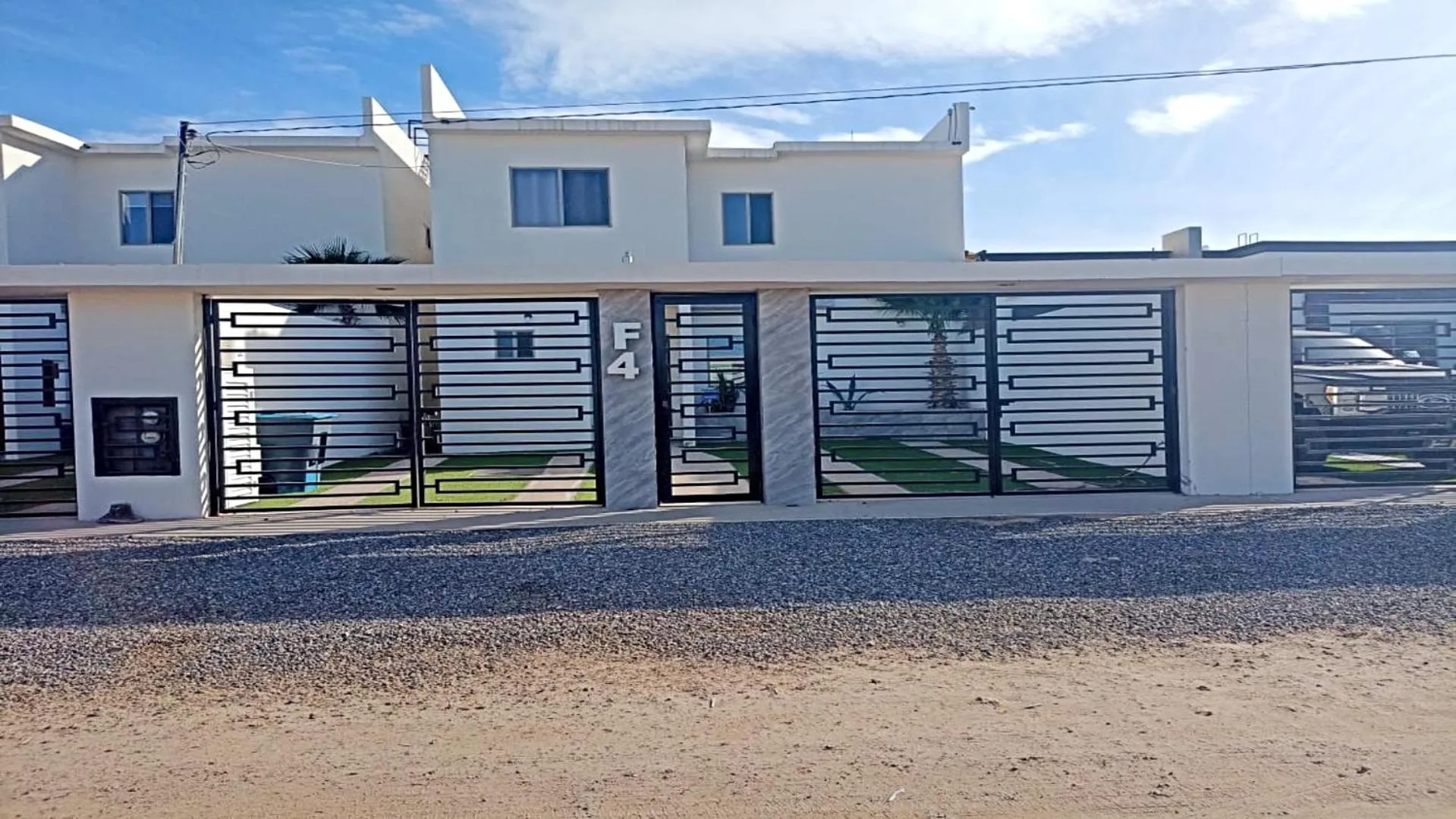 Facade/entrance in Moon House F4: Spacious 3-Bedroom Apartment in Downtown