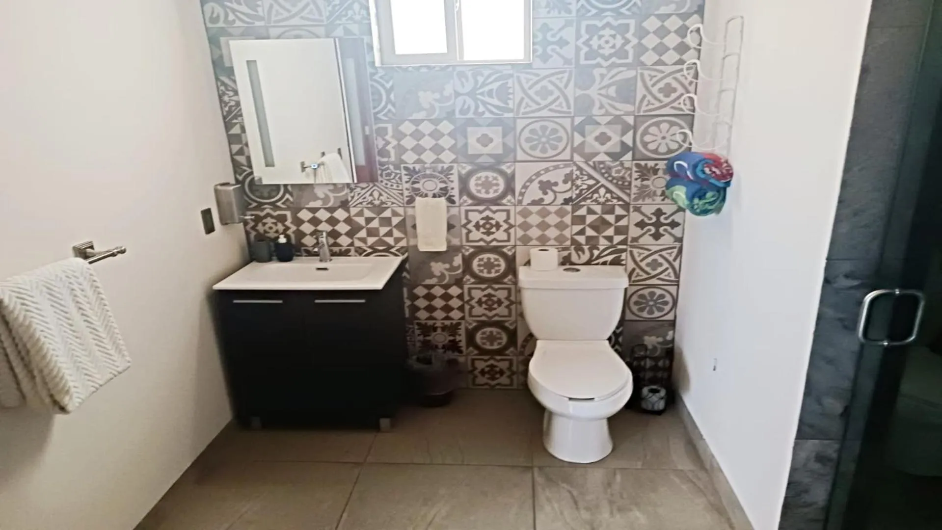 Bathroom in Moon House F4: Spacious 3-Bedroom Apartment in Downtown