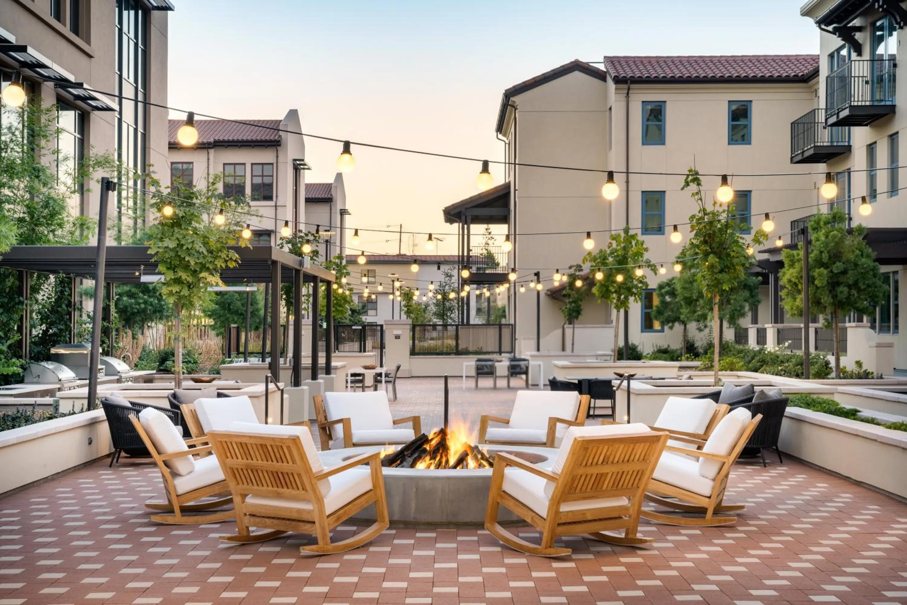 Property building in Mint House Menlo Park by Kasa
