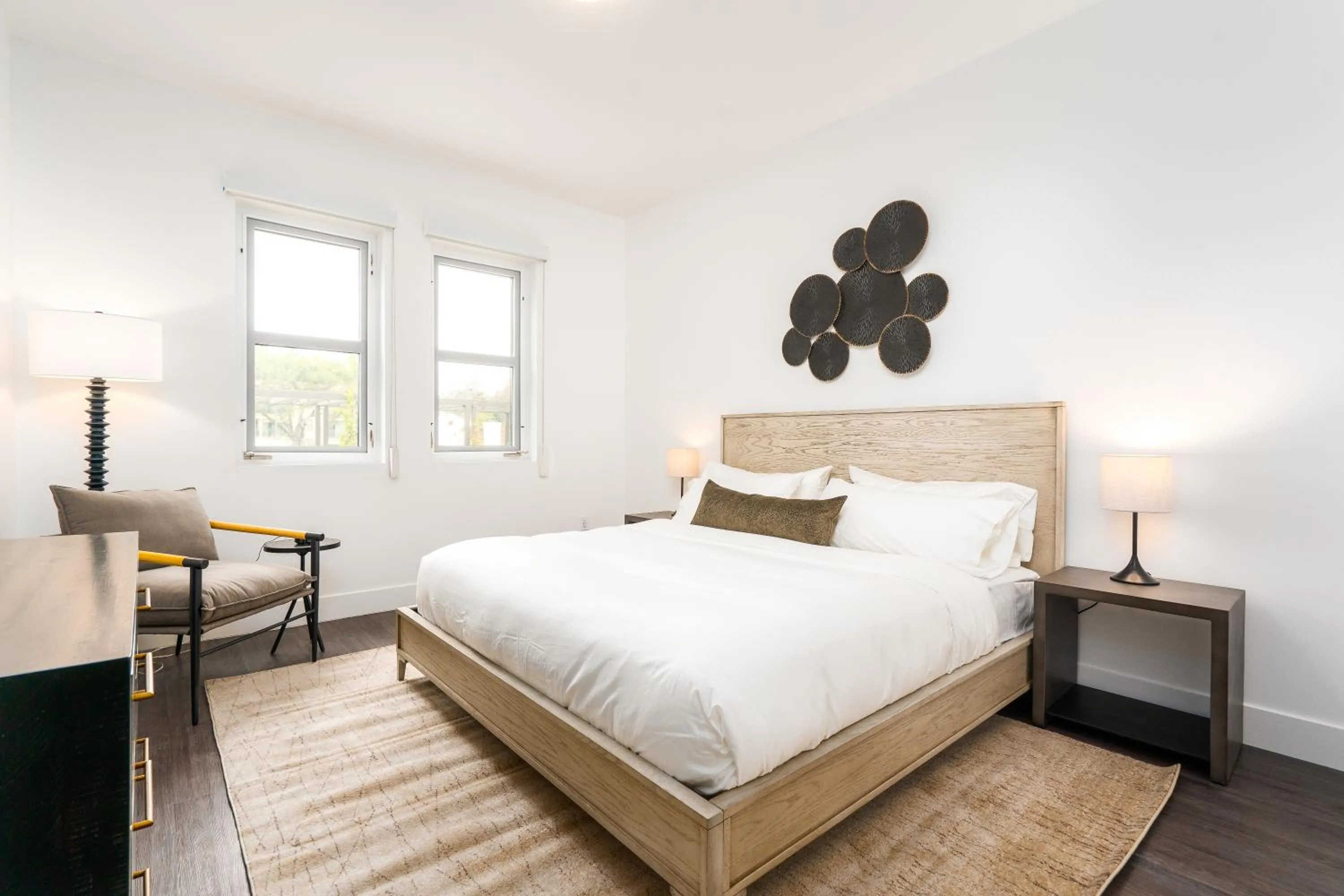 Bedroom, Bed in Mint House Menlo Park by Kasa