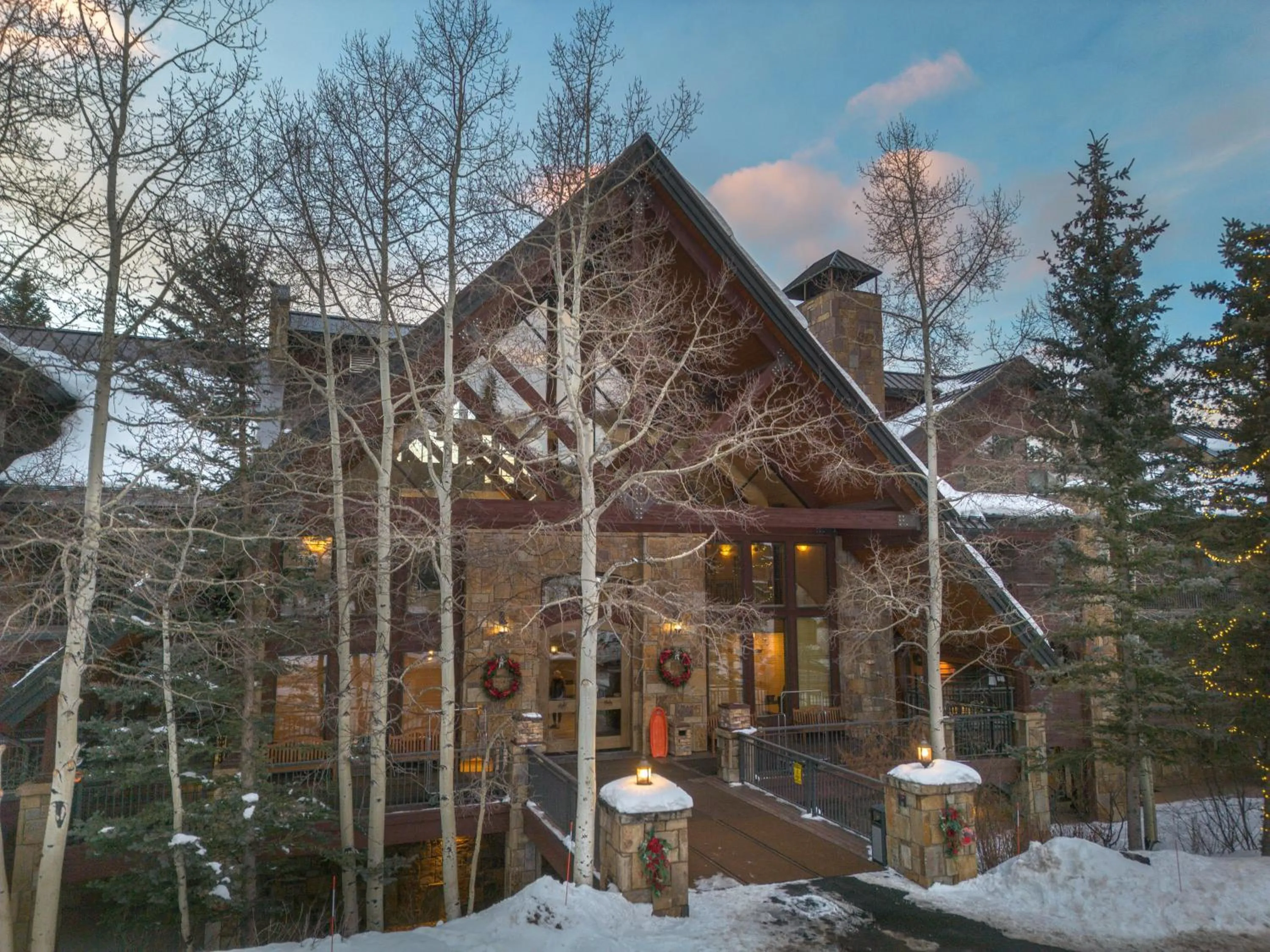 Bear Creek Lodge 207B by Alpine Lodging Telluride