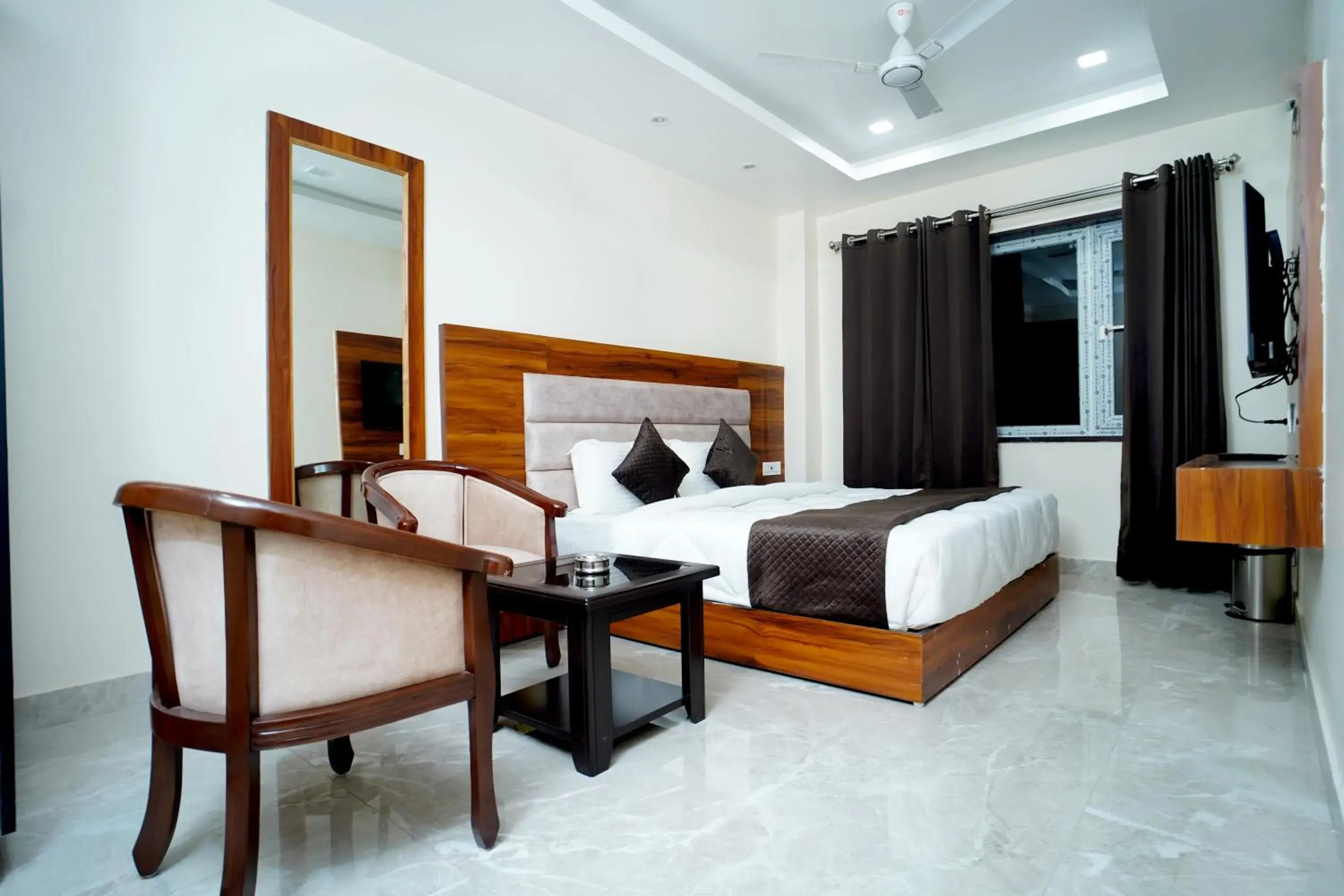 Bed in HOTEL ARSH RFESIDENCY Bed in HOTEL ARSH RFESIDENCY