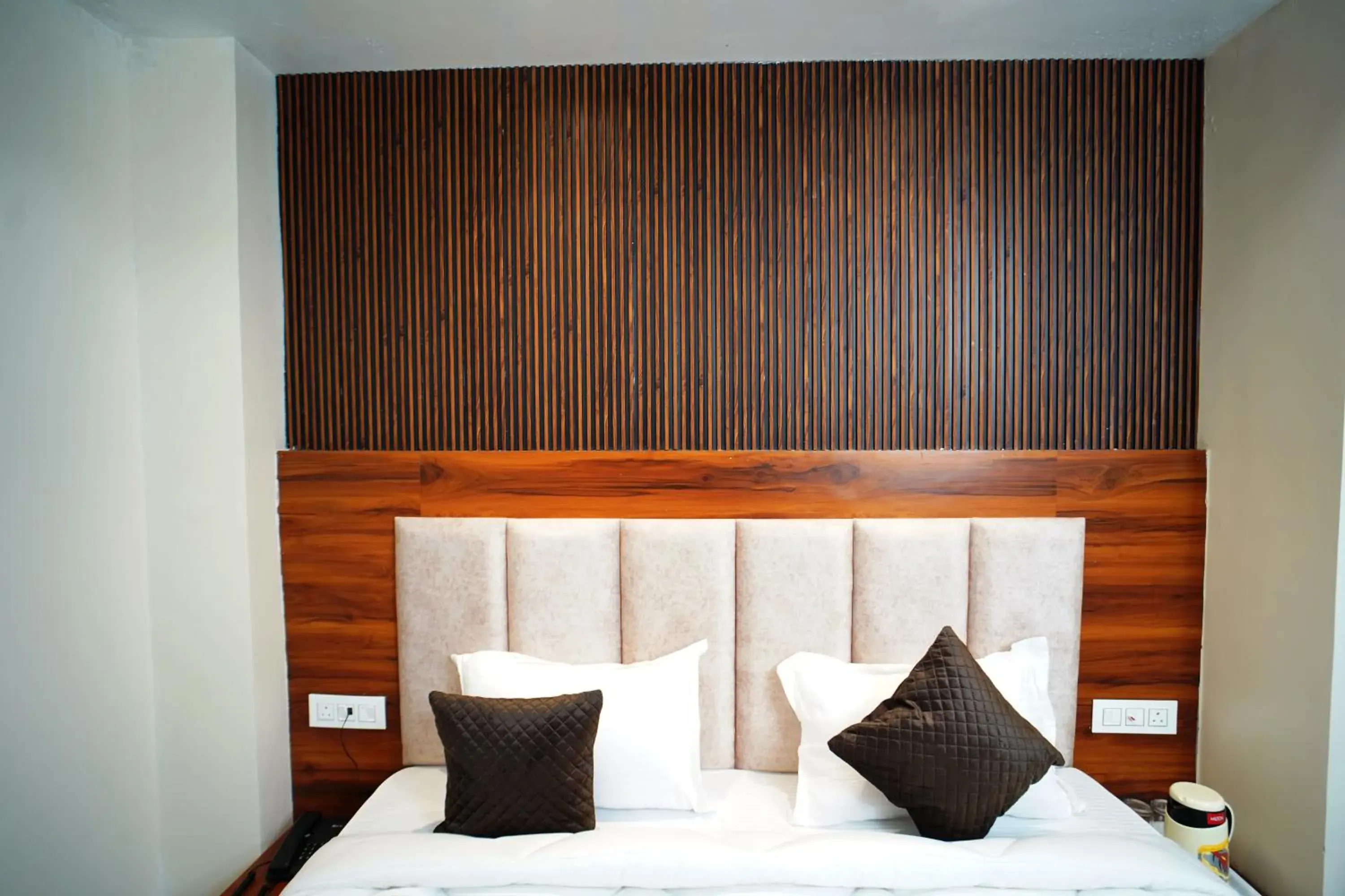 HOTEL ARSH RFESIDENCY HOTEL ARSH RFESIDENCY