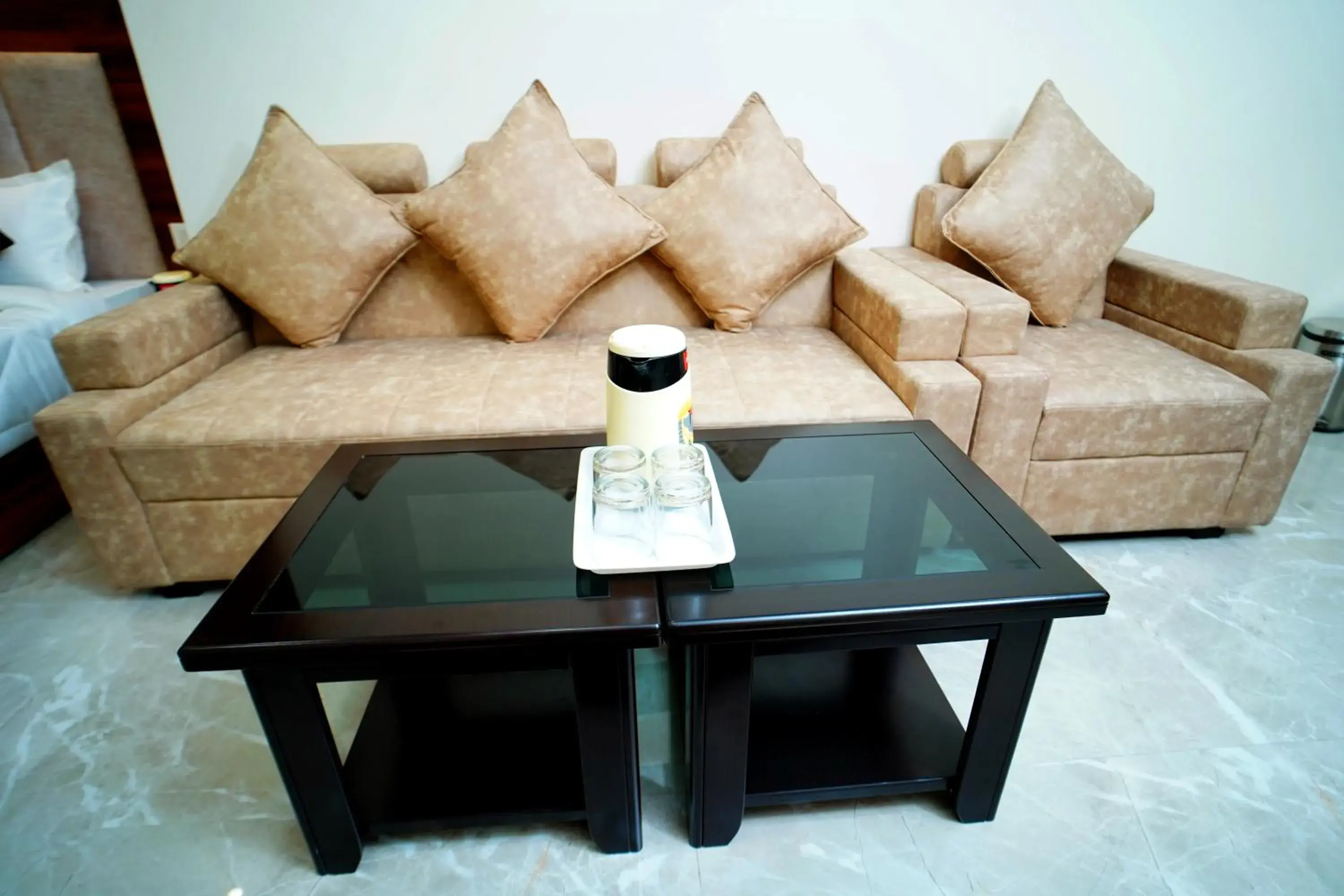 HOTEL ARSH RFESIDENCY HOTEL ARSH RFESIDENCY