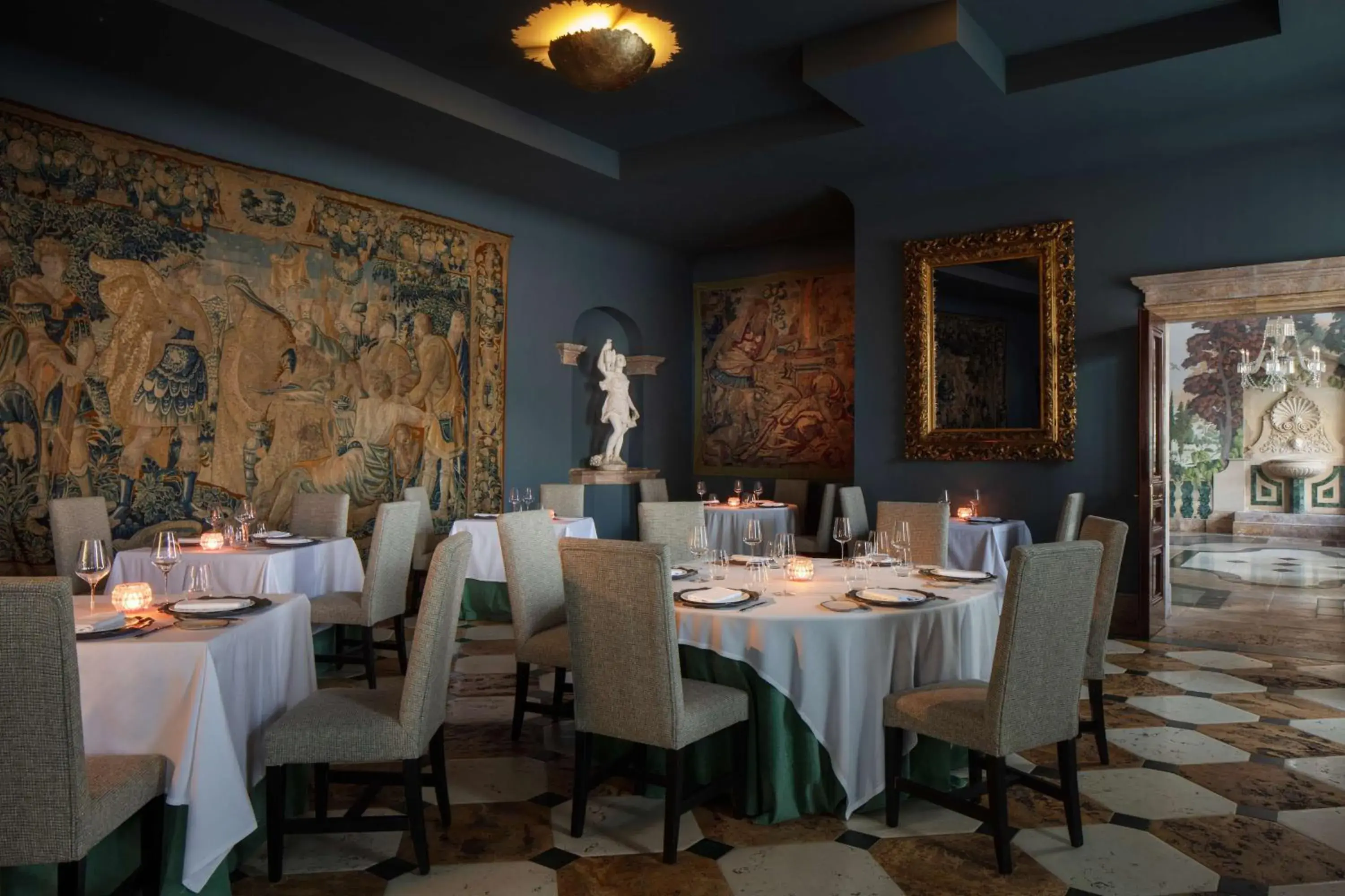 Restaurant/places to eat in Anantara Villa Padierna Palace Benahavís Marbella Resort - A Leading Hotel of the World Restaurant/places to eat in Anantara Villa Padierna Palace Benahavís Marbella Resort - A Leading Hotel of the World