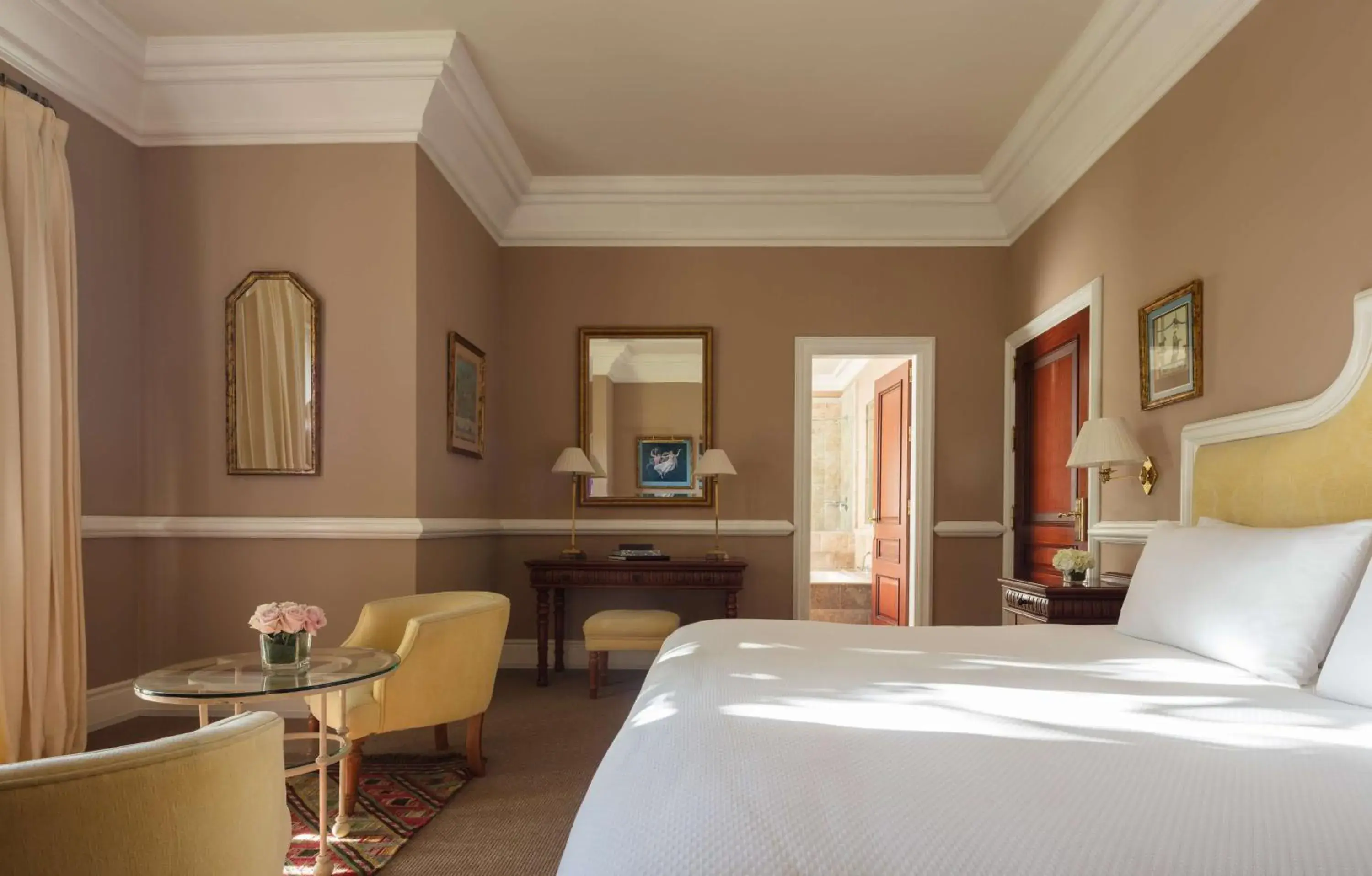 Bedroom, Bed in Anantara Villa Padierna Palace Benahavís Marbella Resort - A Leading Hotel of the World Bedroom, Bed in Anantara Villa Padierna Palace Benahavís Marbella Resort - A Leading Hotel of the World