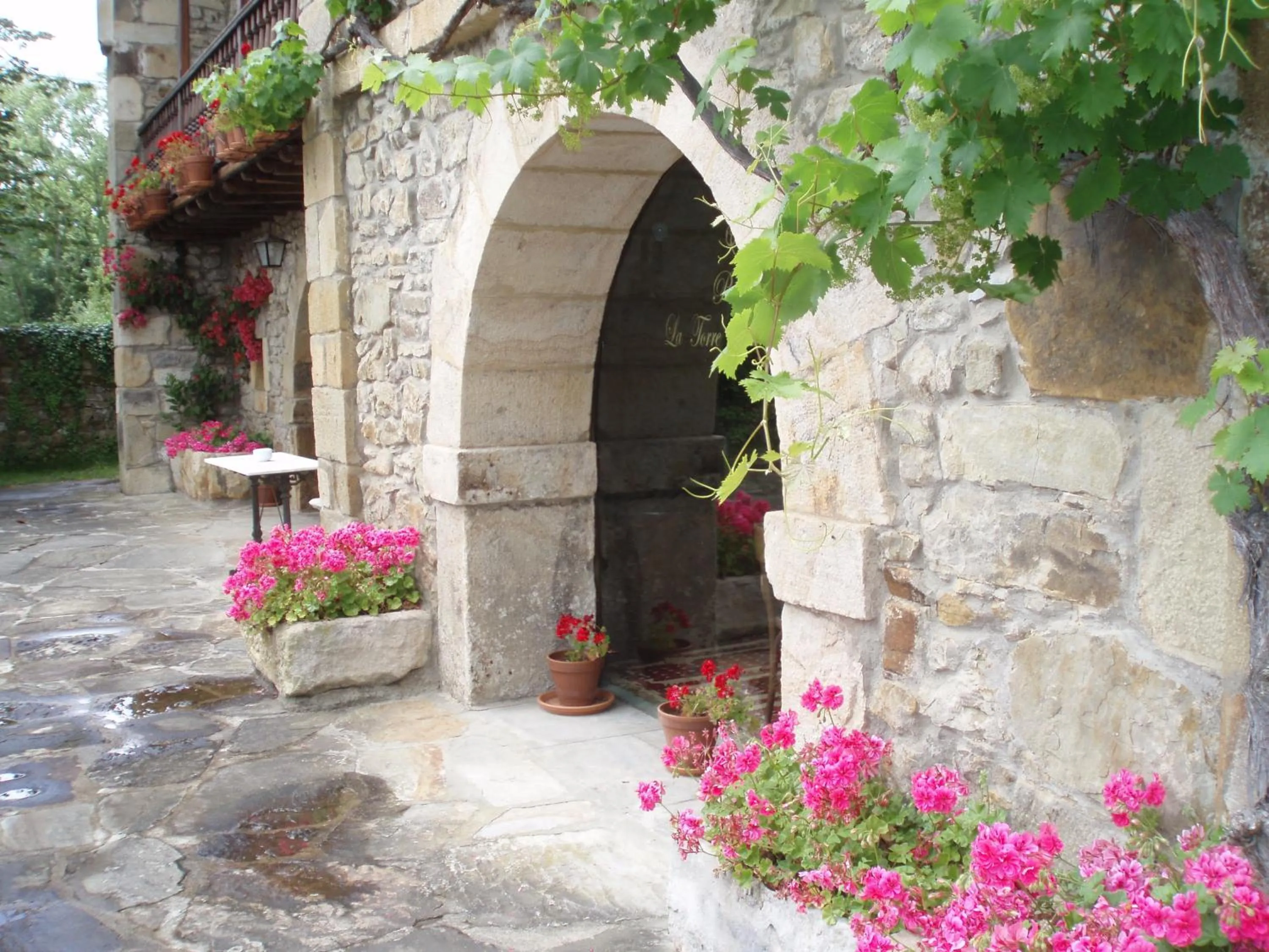 Facade/entrance in Posada La Torre de La Quintana