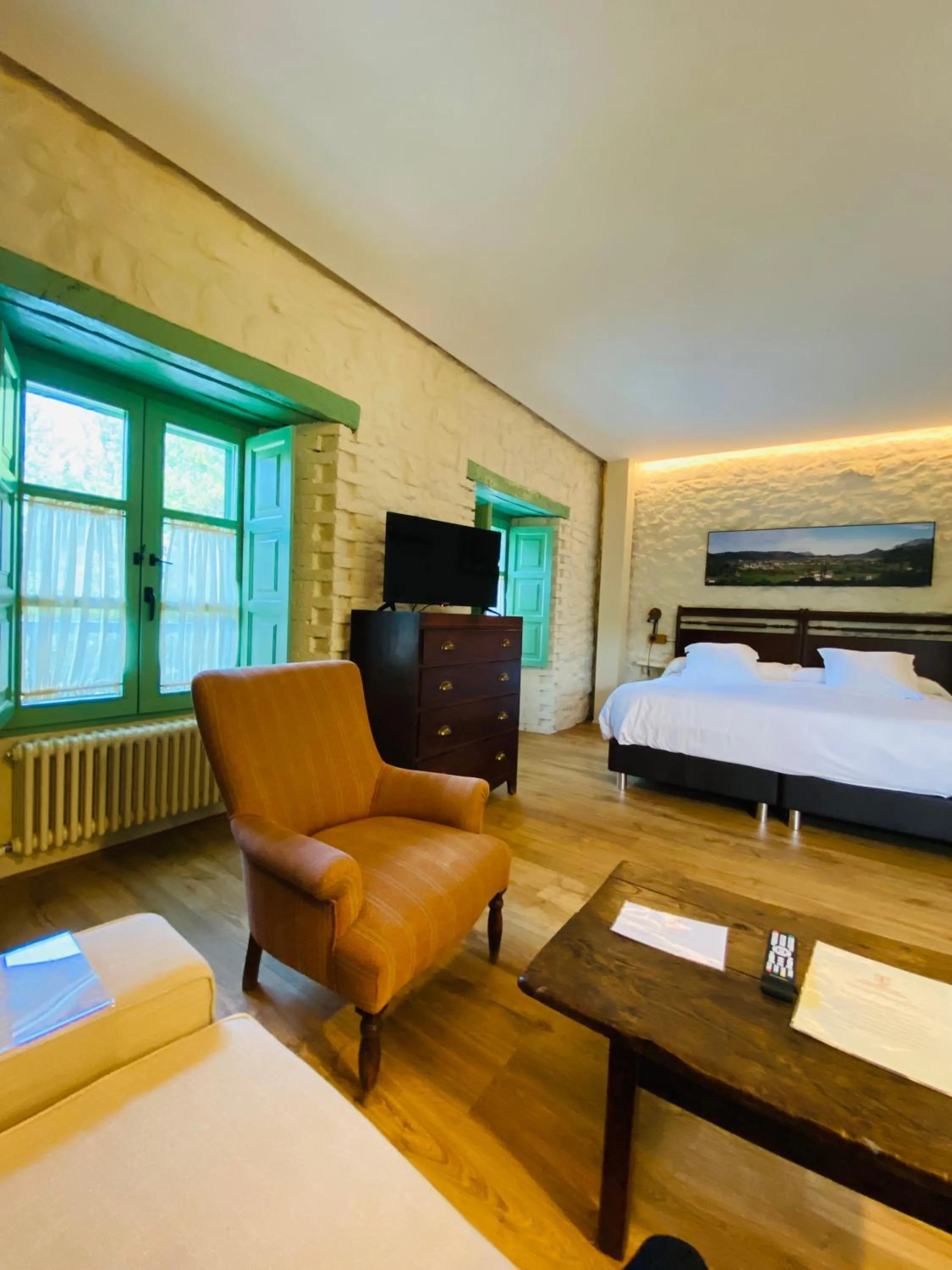 Photo of the whole room in Posada La Torre de La Quintana