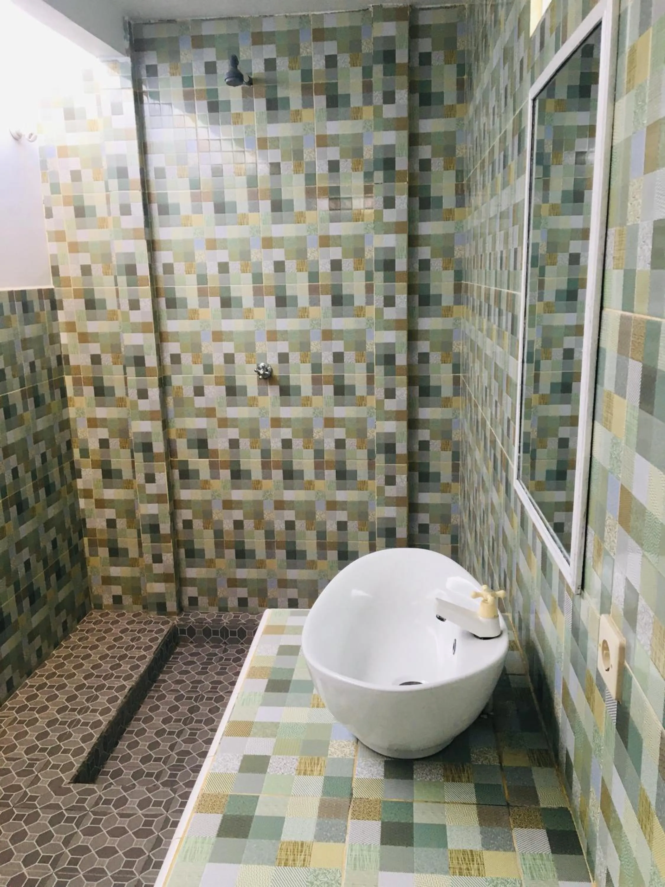 Shower in Puring Bungalows