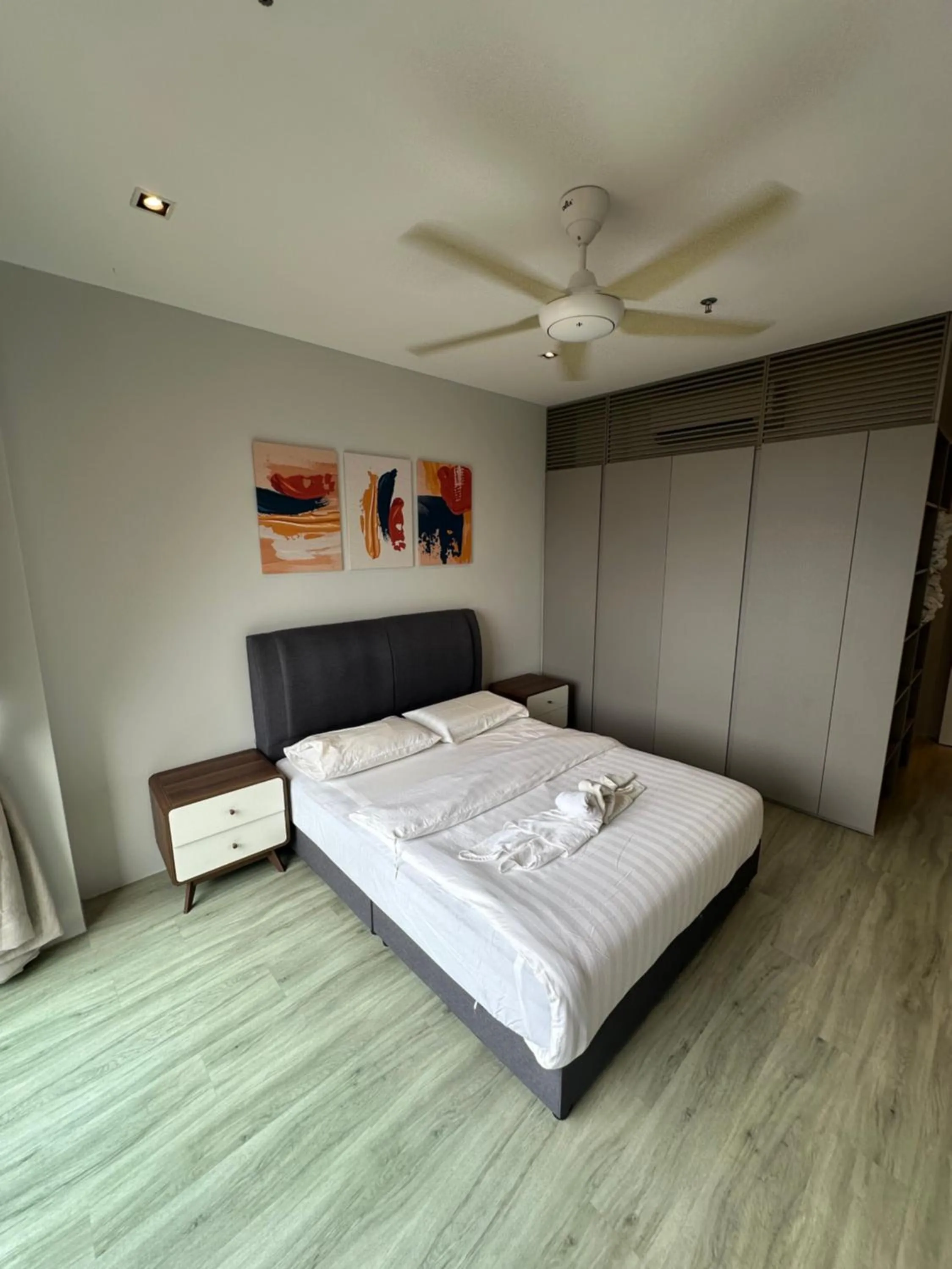 Bed in Lumi Tropicana - Idealhub