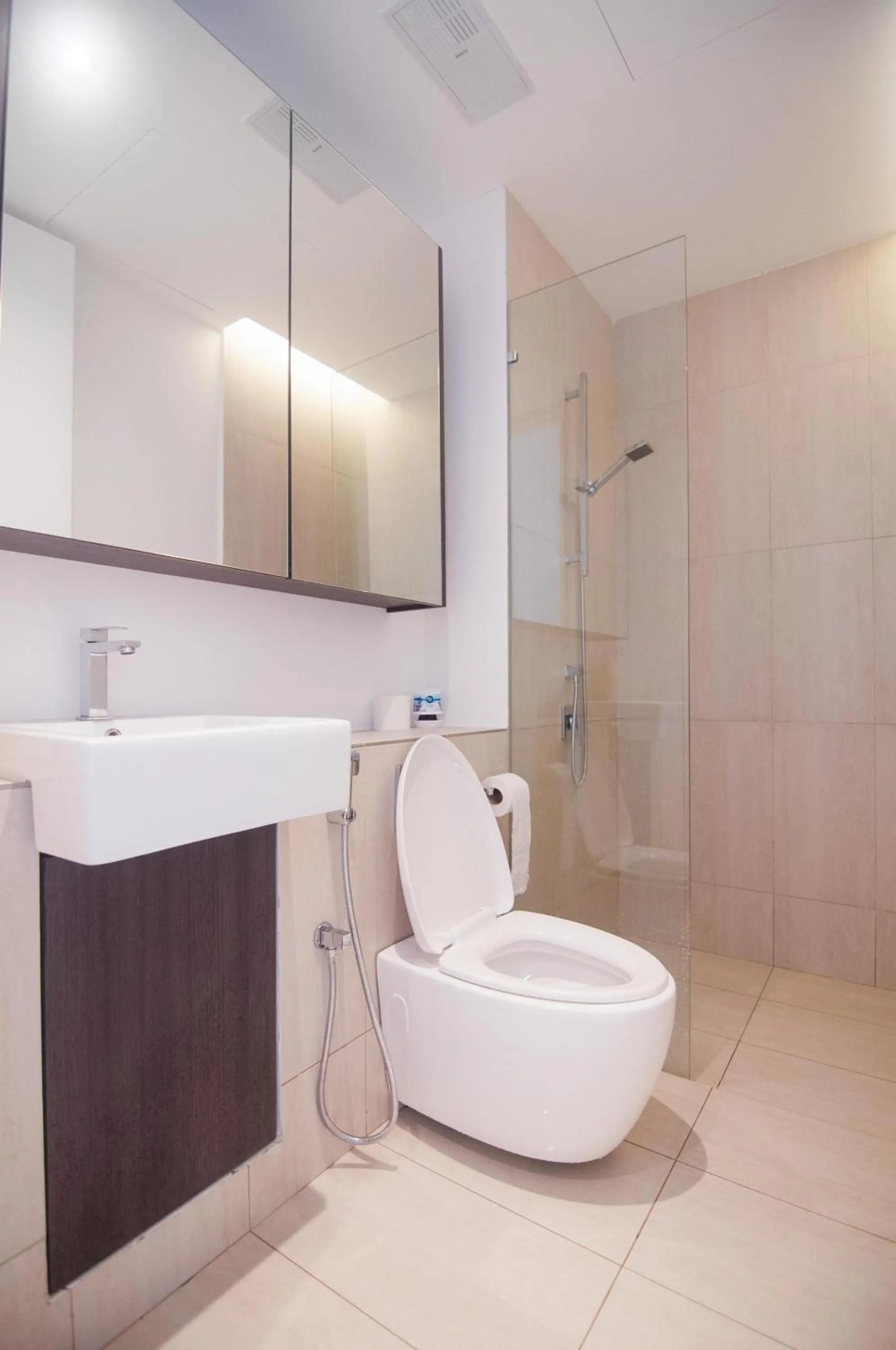 Lumi Tropicana - Idealhub