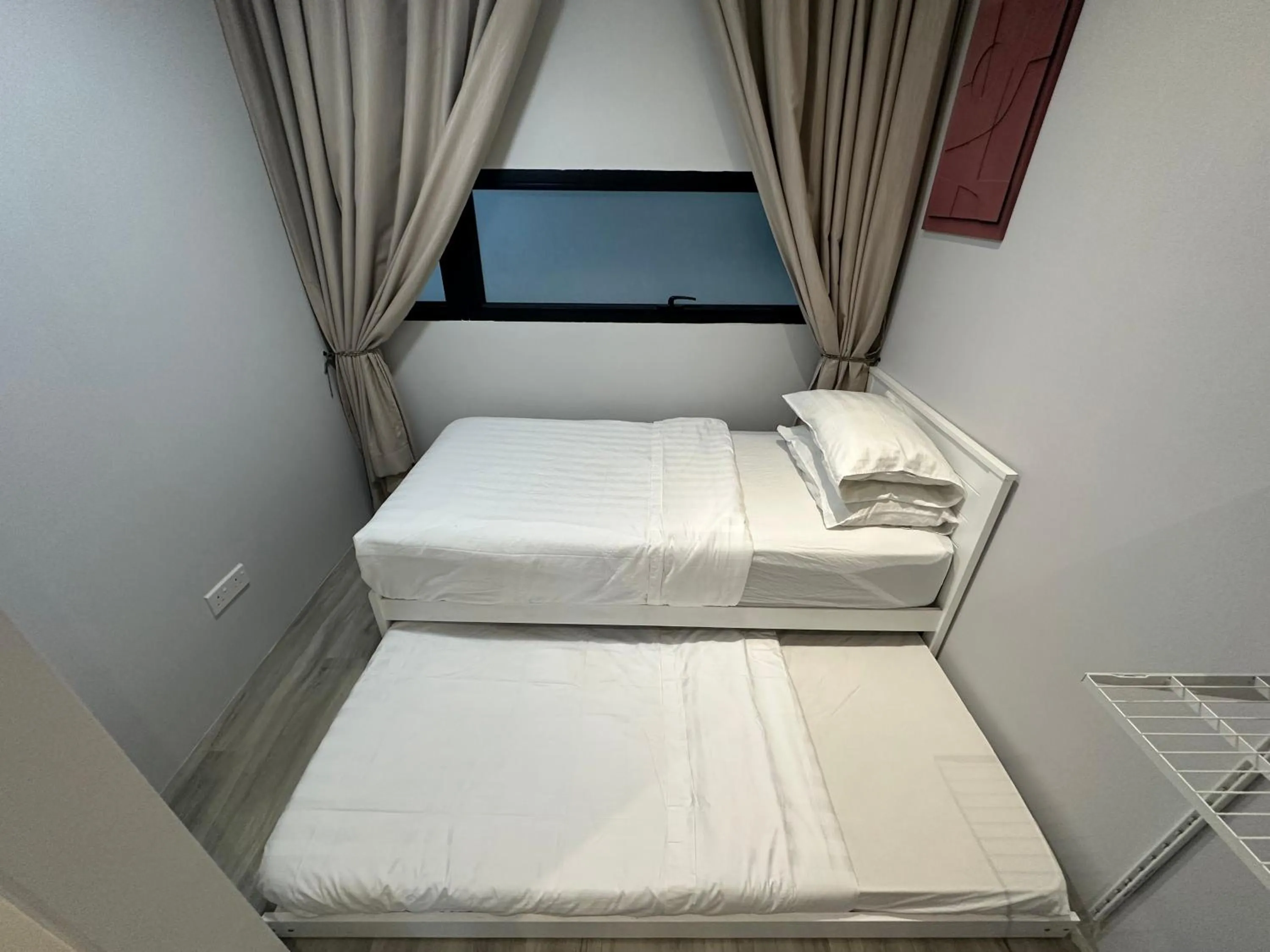 Bed in Lumi Tropicana - Idealhub
