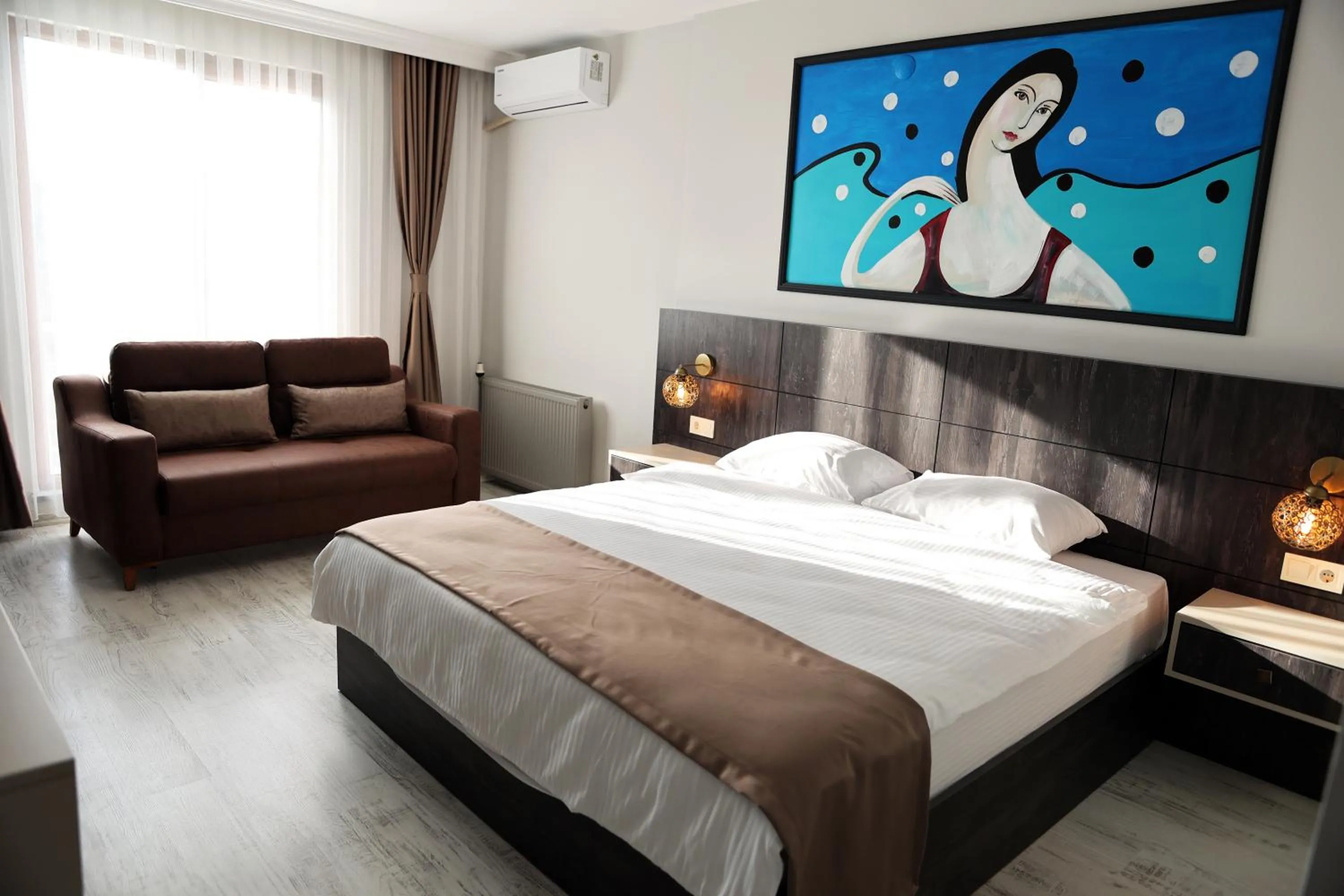 Bed in SAR-PER Hotel