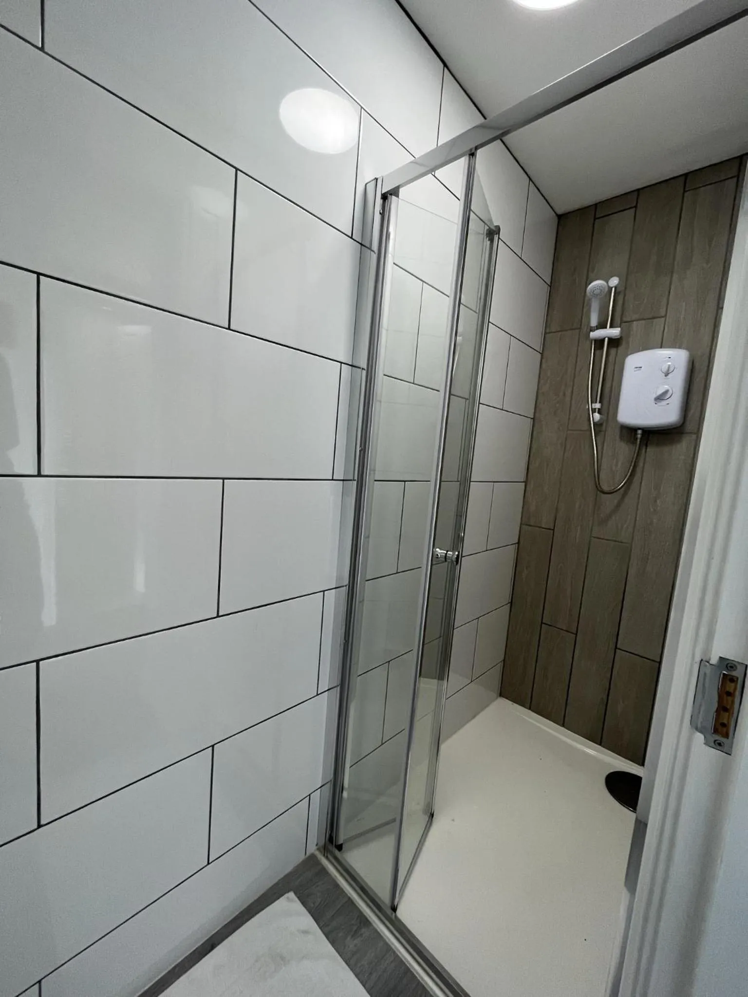 Bathroom in Modern 1 bed studios for comfy stay in Preston