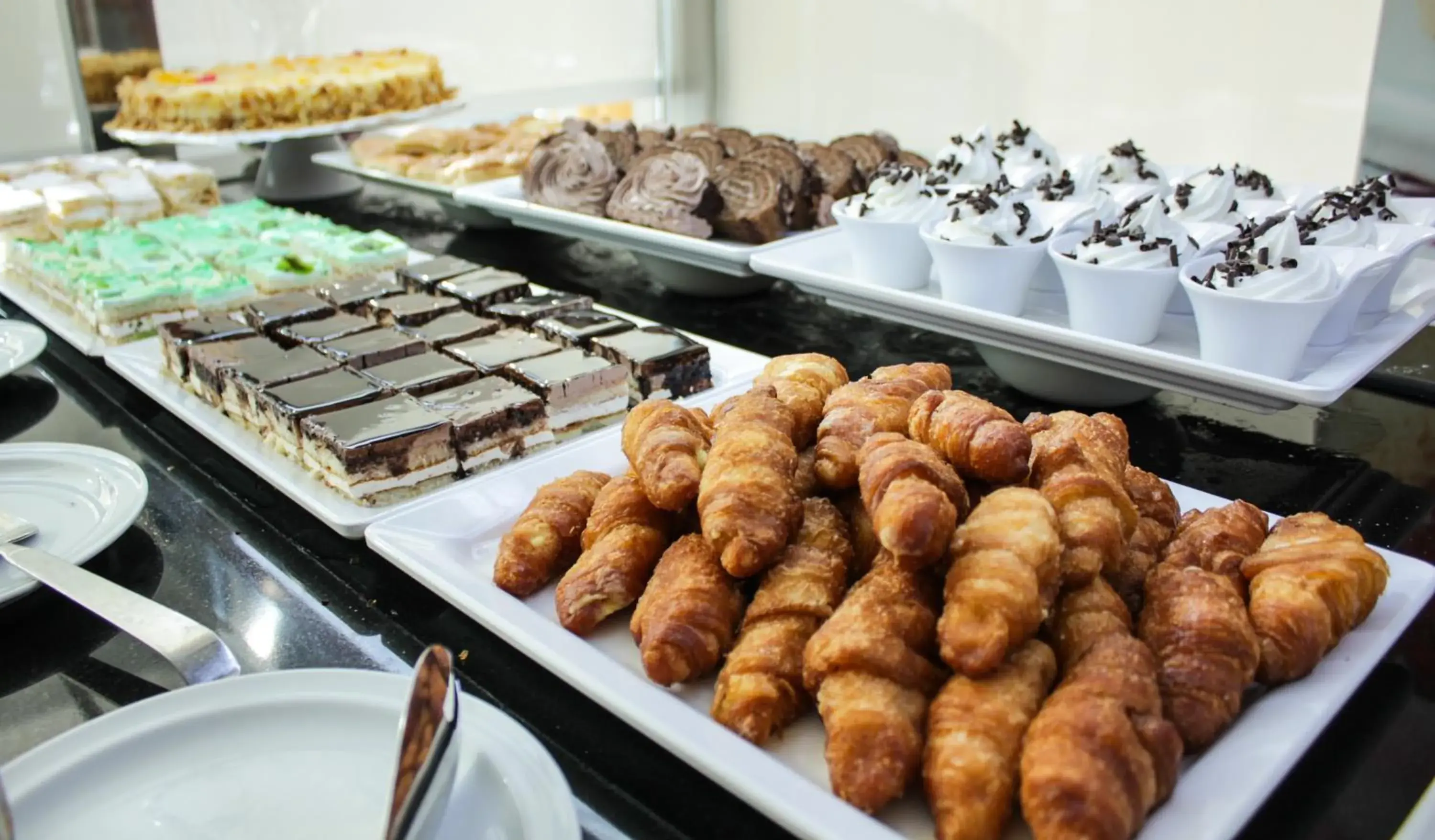 Food in Flamingo Beach Resort - Adults Recommended Food in Flamingo Beach Resort - Adults Recommended