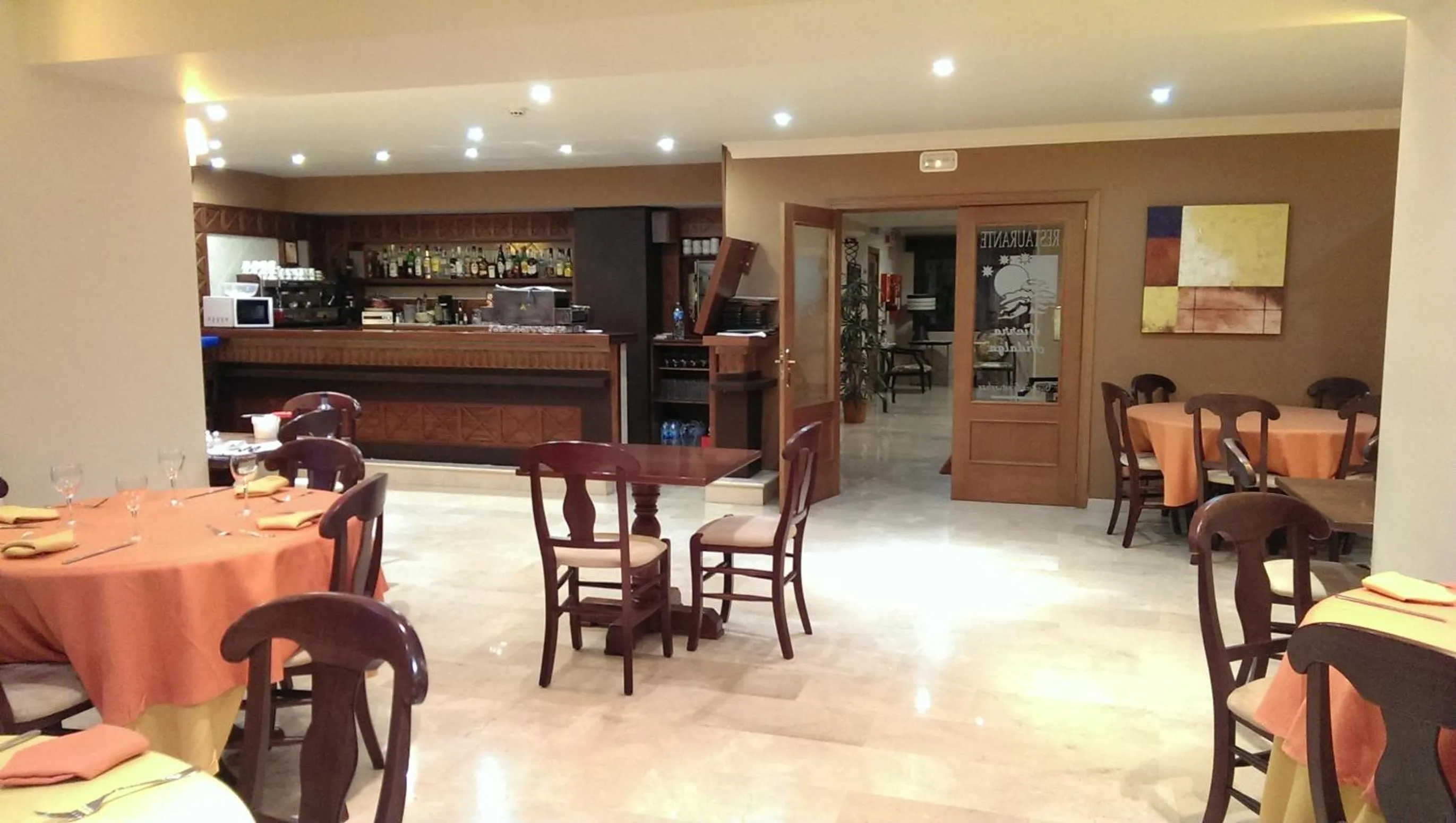 Restaurant/places to eat in Hotel Sierra Hidalga