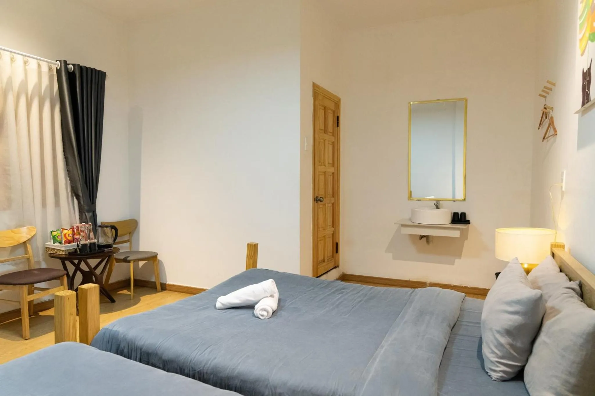 Bed in AMIGO Luxury Palace- Cạnh Chợ Đêm Đà Lạt