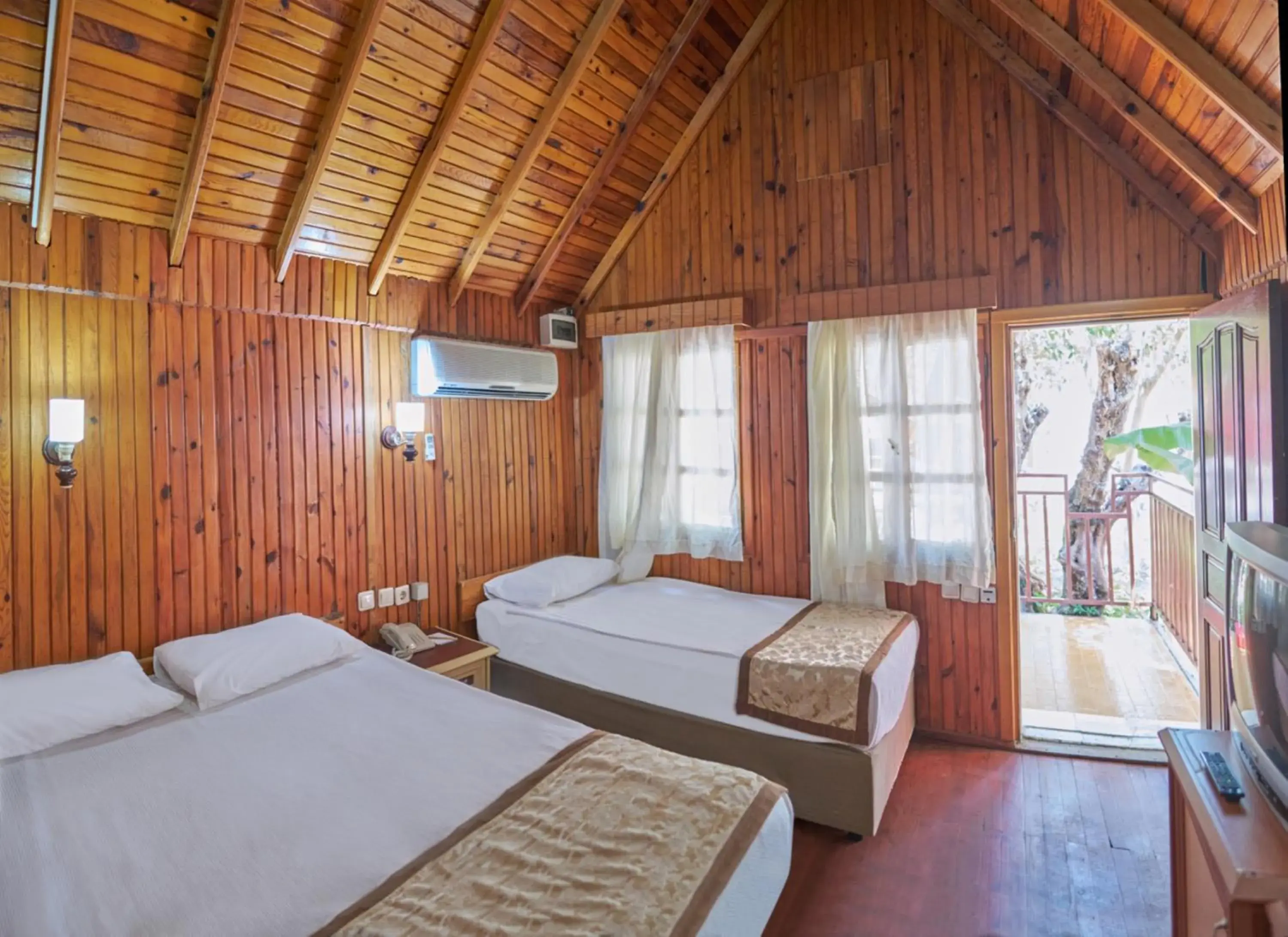 Bed in Clover Magic Nova Beach Hotel Bed in Clover Magic Nova Beach Hotel