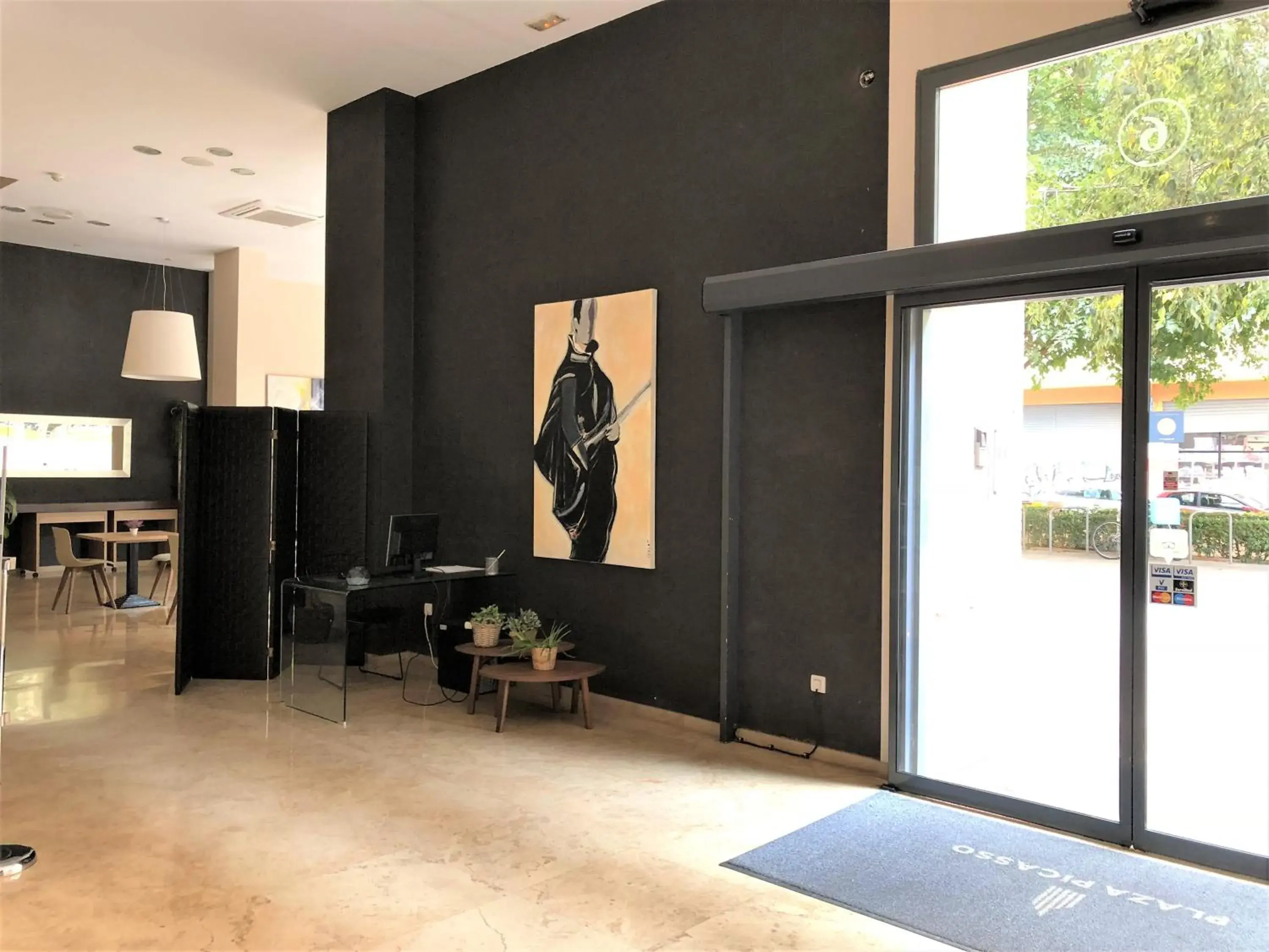 Lobby or reception in Apartamentos Plaza Picasso Lobby or reception in Apartamentos Plaza Picasso