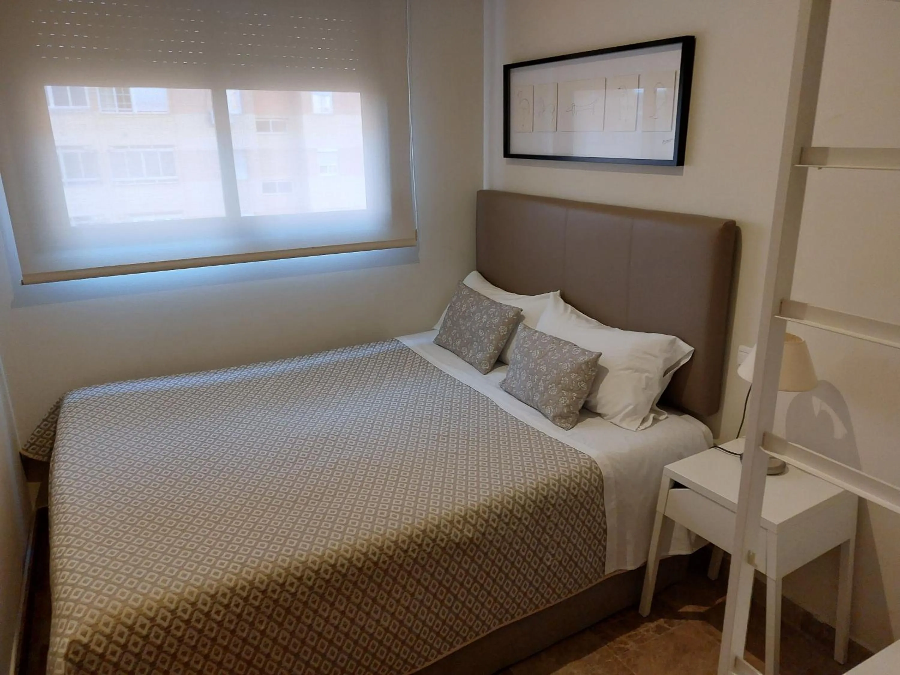 Bedroom, Bed in Apartamentos Plaza Picasso
