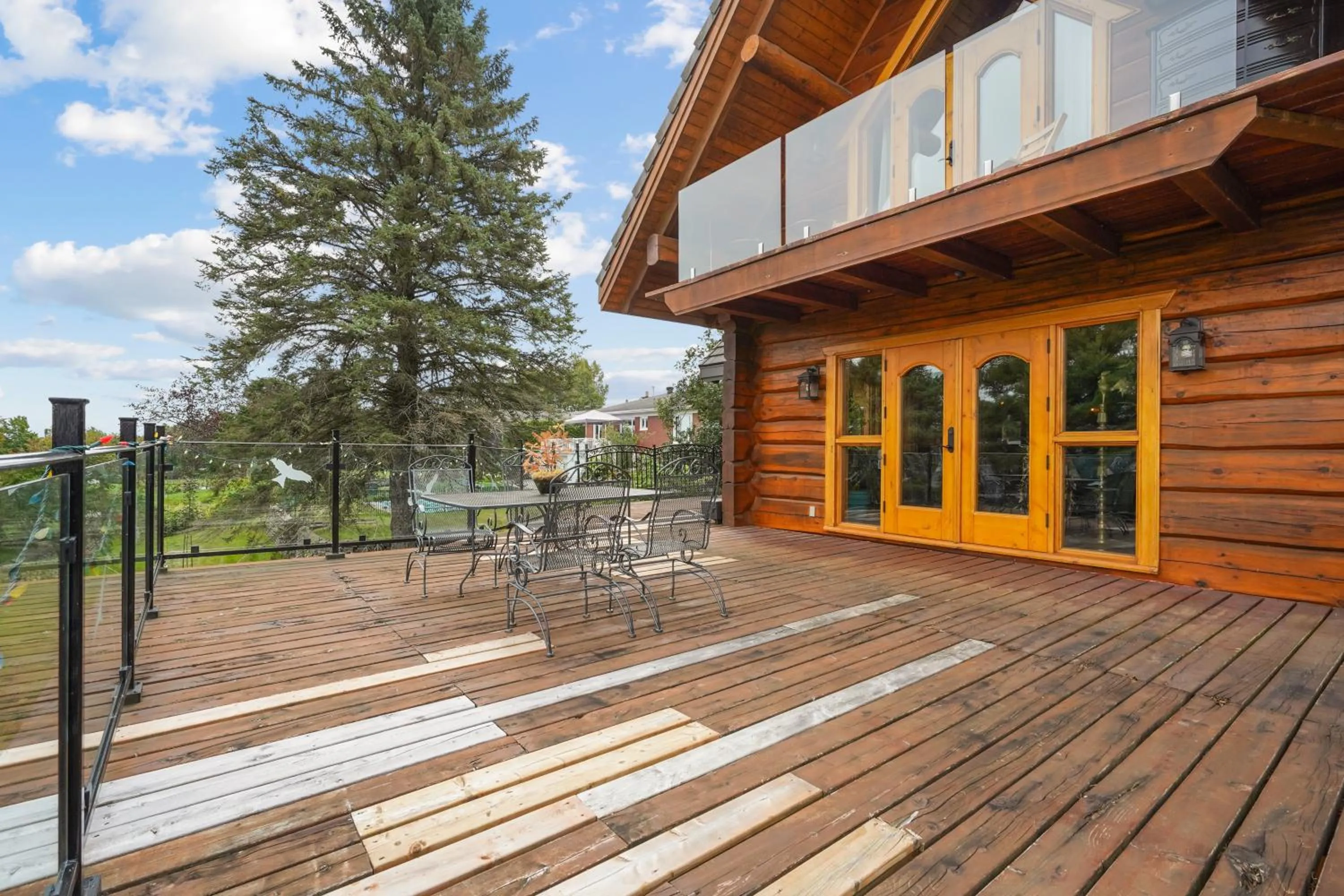 Hébergement "La Maison en Bois Rond"